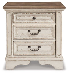 Realyn Two-tone King Panel Bedroom Set with Dresser, Mirror, Chest and 2 Nightstands - Ornate Home