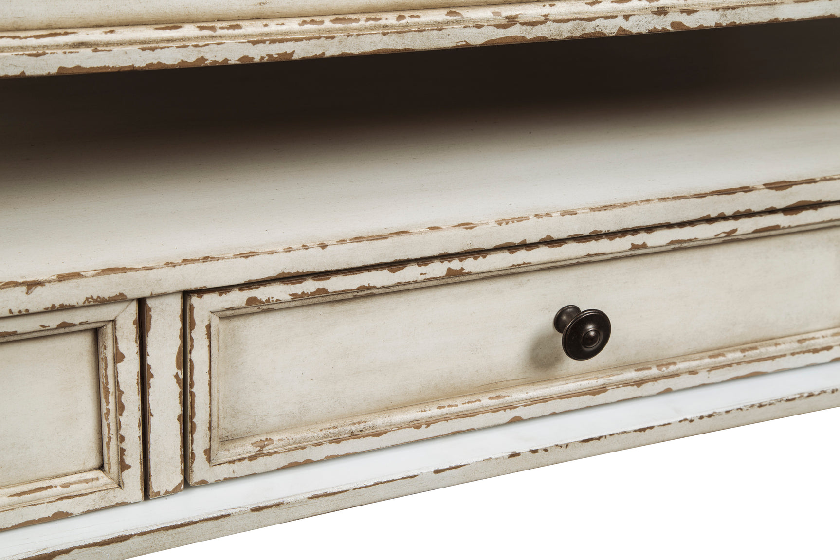 Realyn White Coffee Table and 2 Chairside End Tables (Online Special Price) - Ornate Home