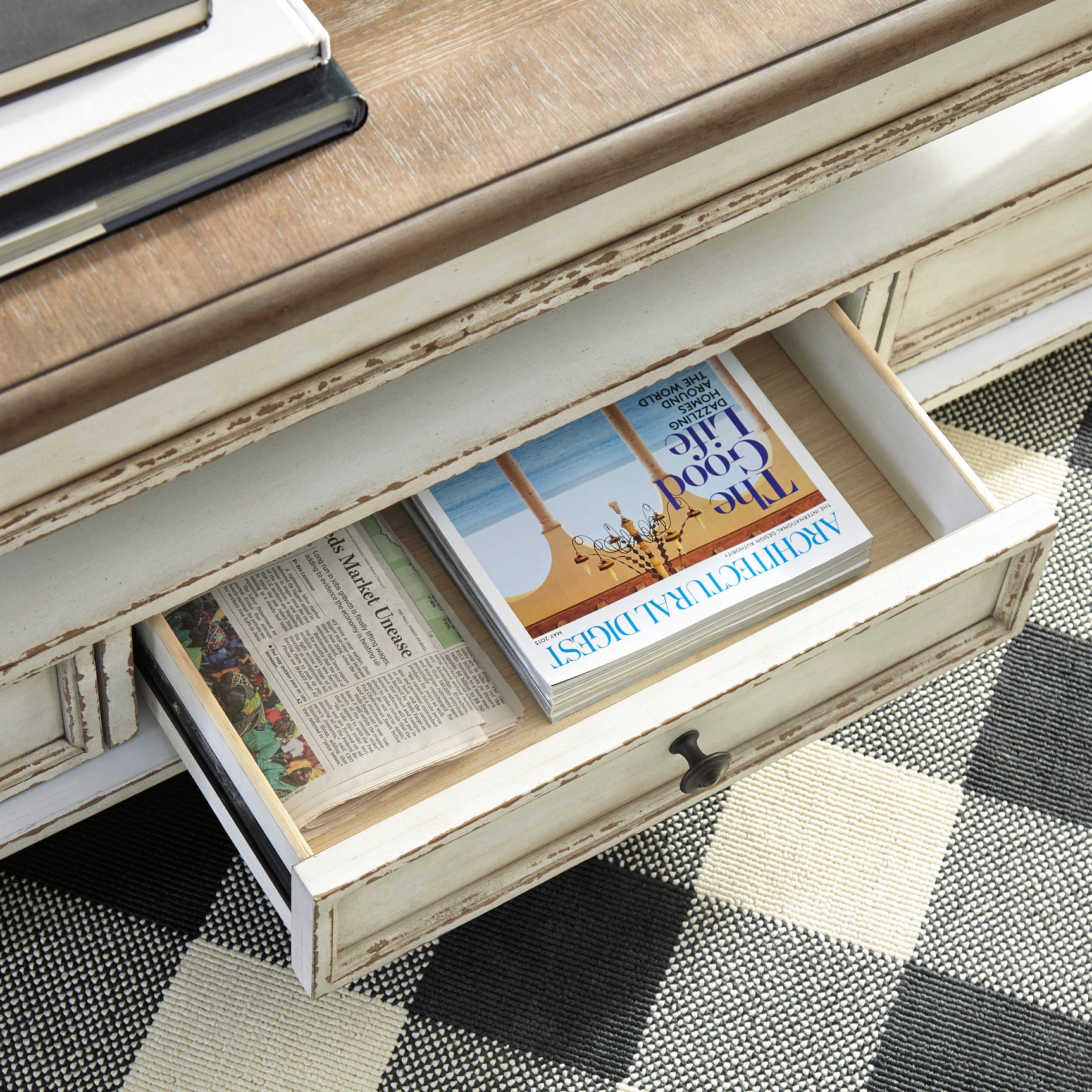 Realyn White Coffee Table and 2 Chairside End Tables (Online Special Price) - Ornate Home