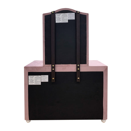 Reggie Dresser - Ornate Home