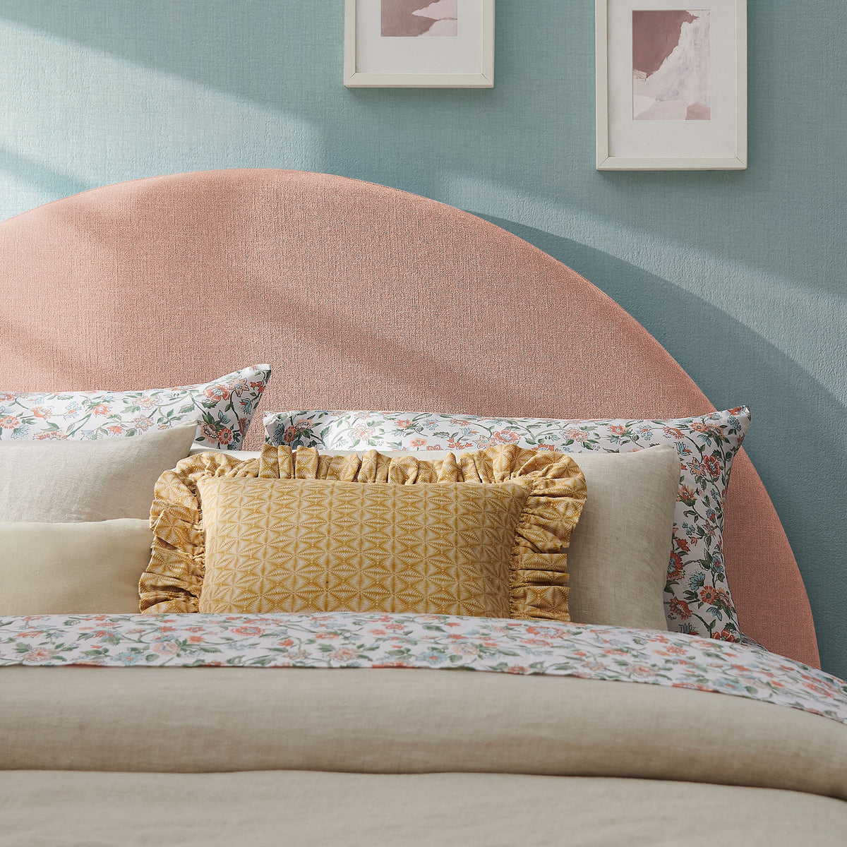 Resort Blush Queen Woven Upholstered Fabric Arched Headboard