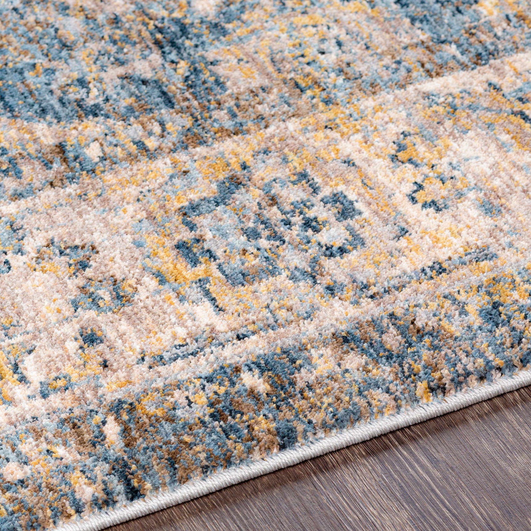 Rhoose Traditional Area Rug - Ornate Home