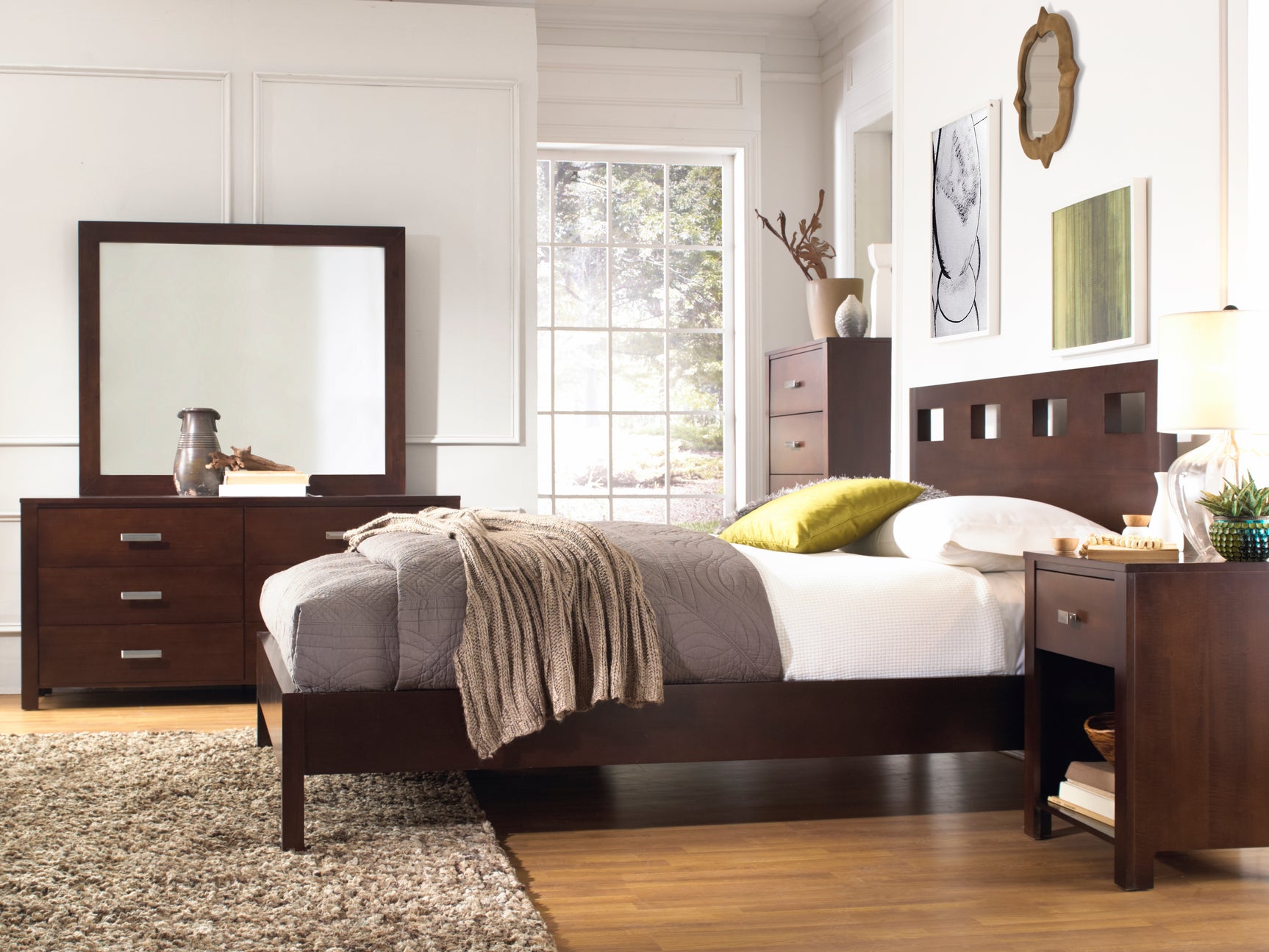Riva Wood California King Bed in Chocolate Brown - Ornate Home