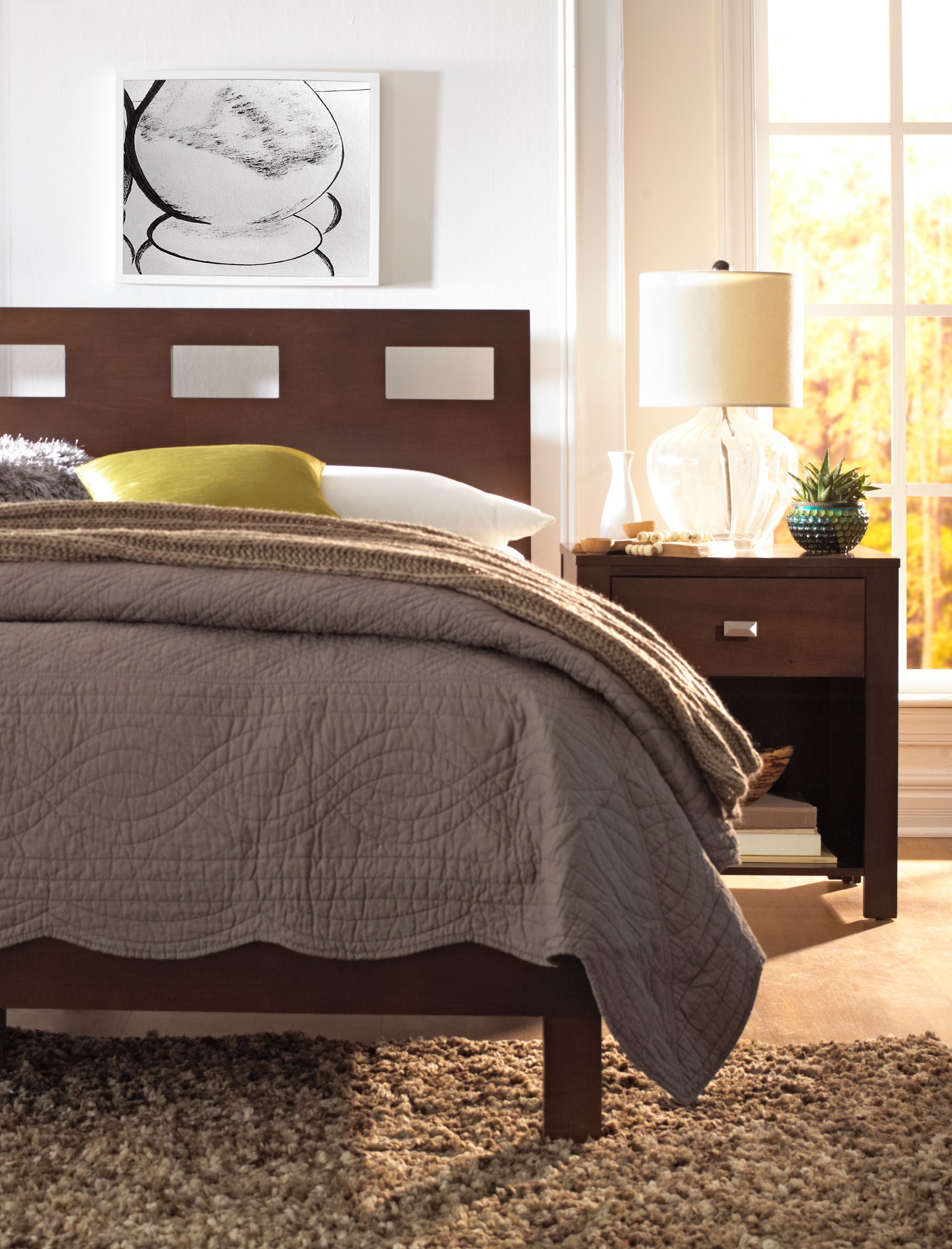 Riva Wood Eastern King Bed in Chocolate Brown - Ornate Home