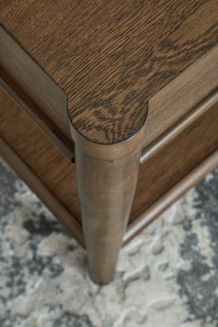 Roanhowe Brown End Table - Ornate Home