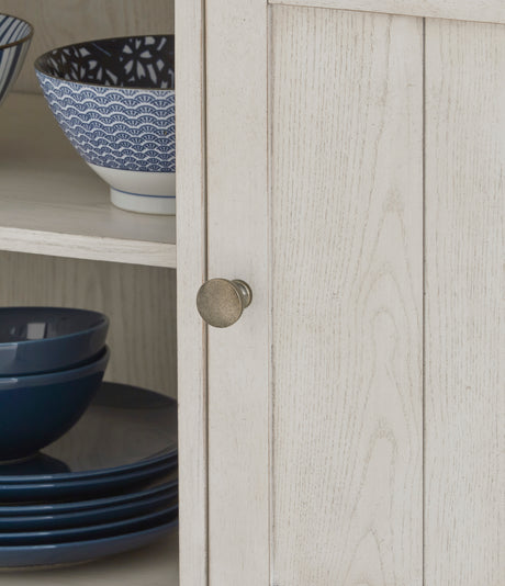 Robbinsdale Antique White Dining Table w/4 Chairs & Bench and Server - Ornate Home