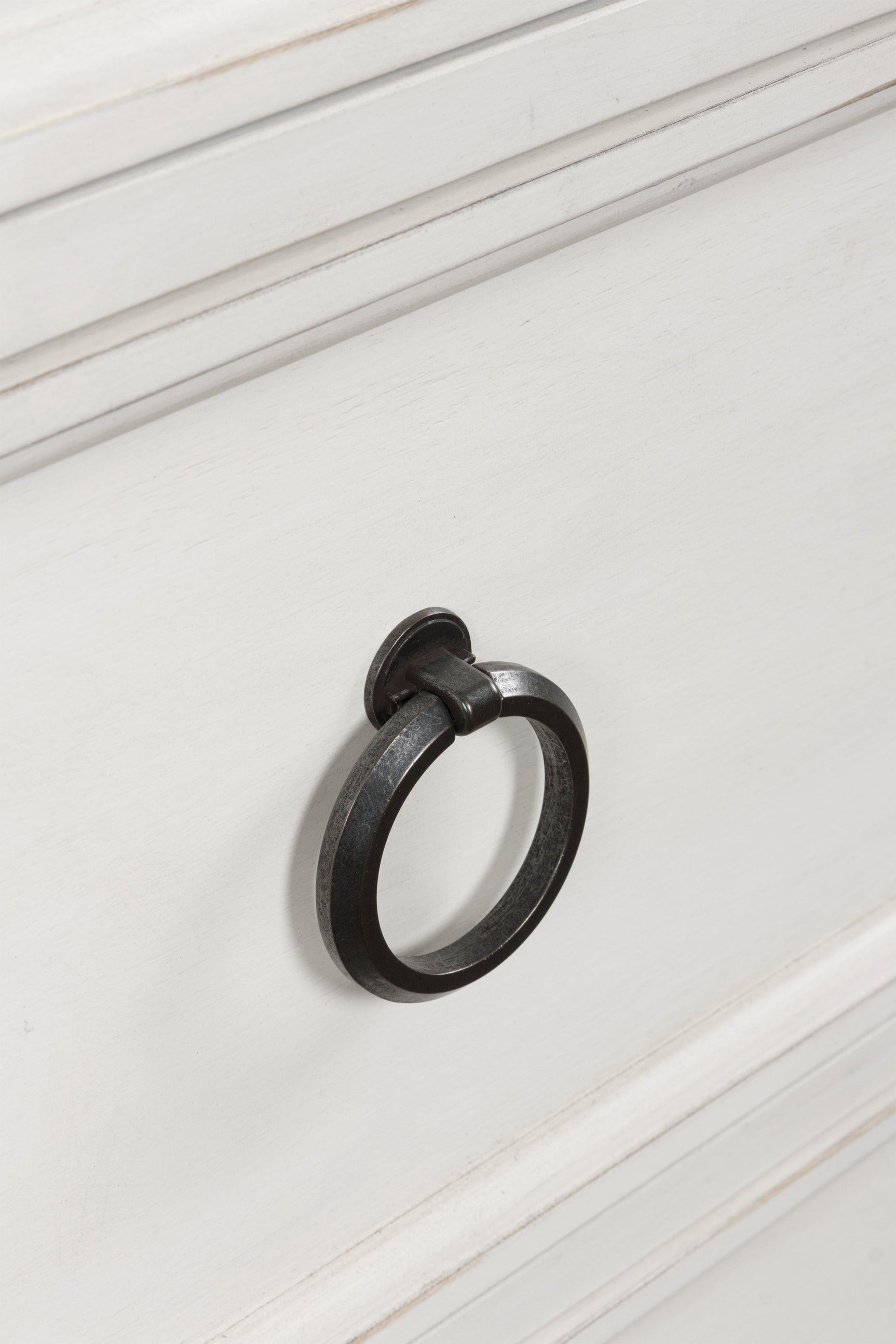 Rowlenstown Antique White Five Drawer Chest (Online Special Price) - Ornate Home