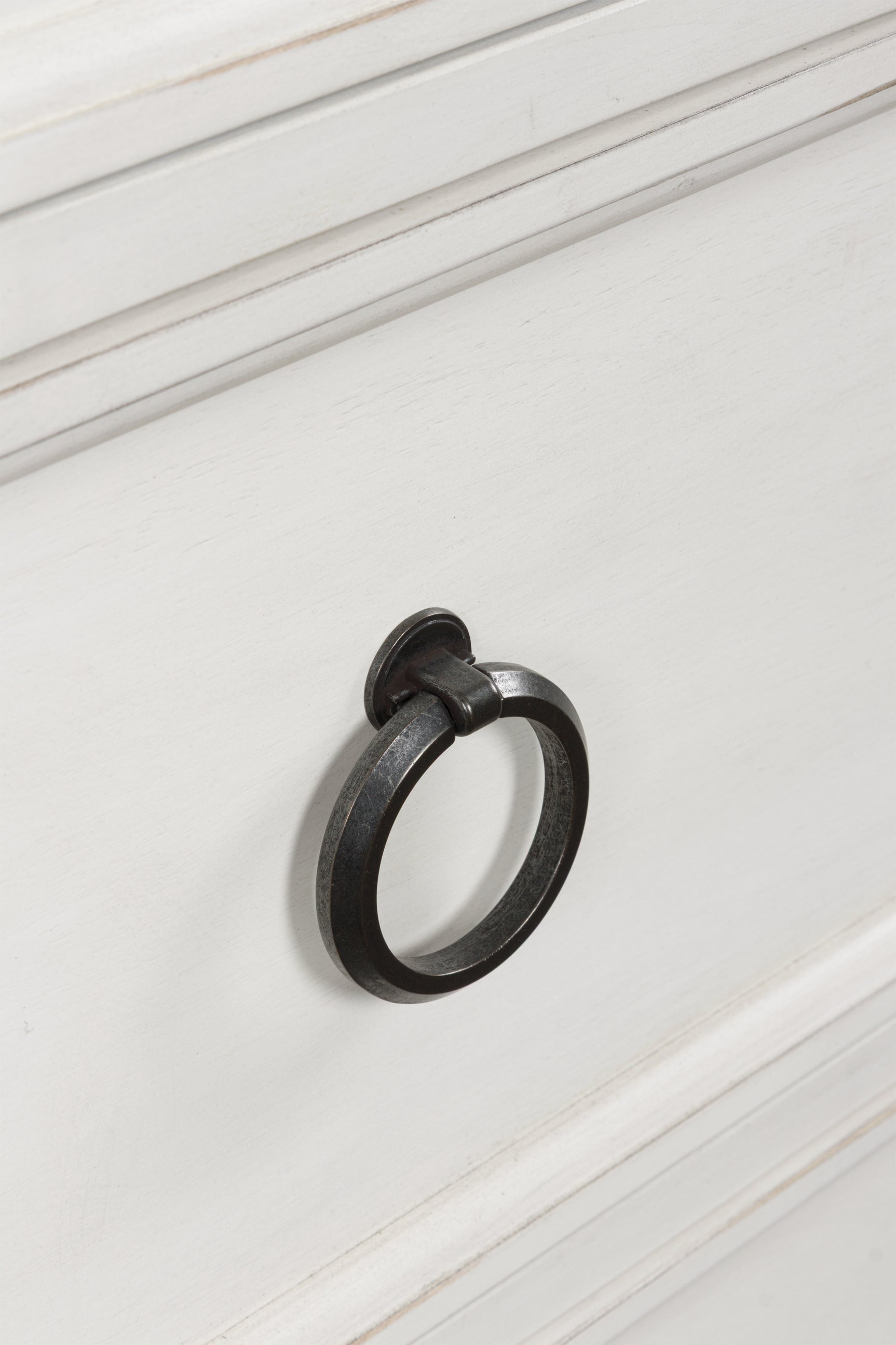 Rowlenstown Antique White Five Drawer Chest - Ornate Home