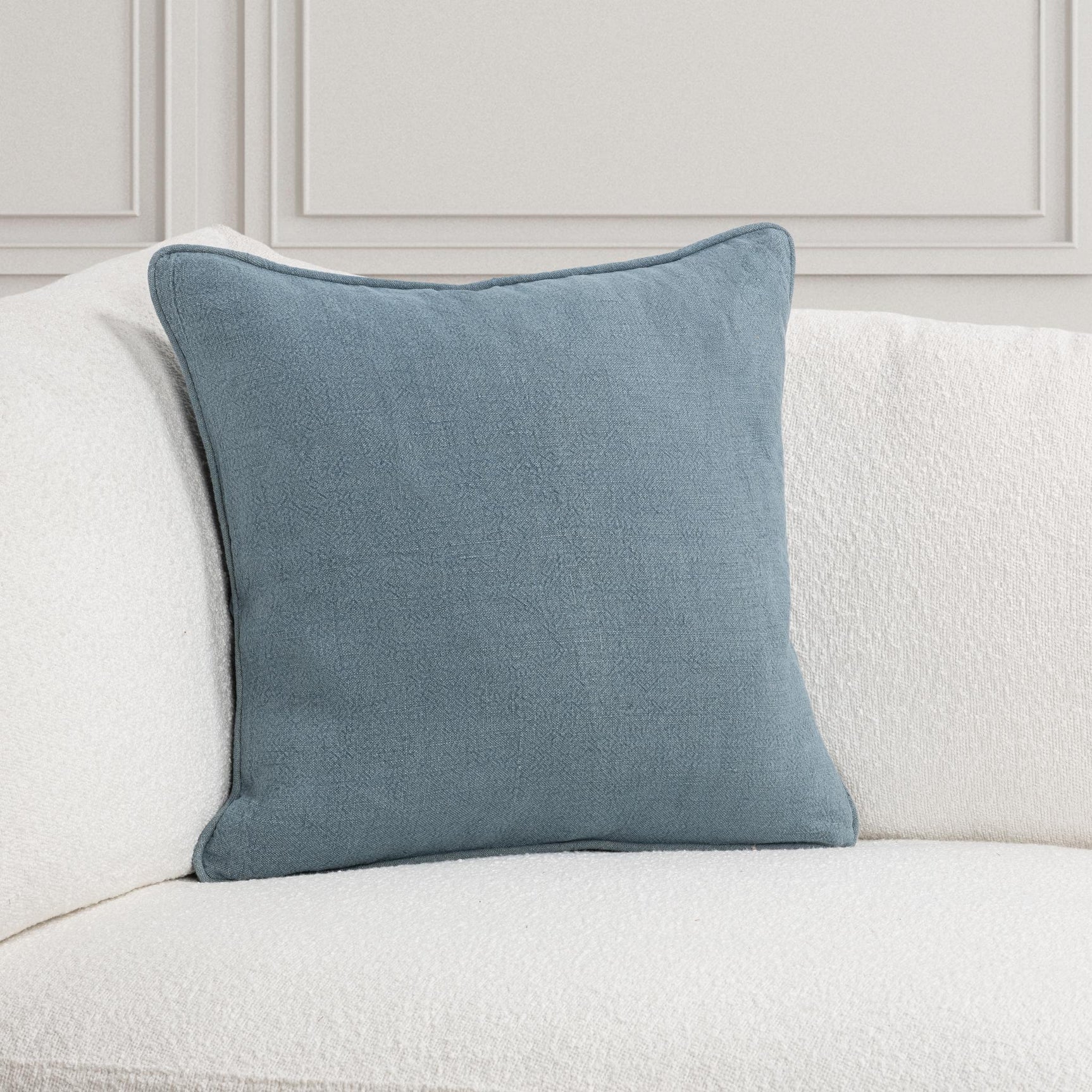 SLD Bedford Chambray Linen 22x22 Throw Pillow (Set of 2) - Ornate Home