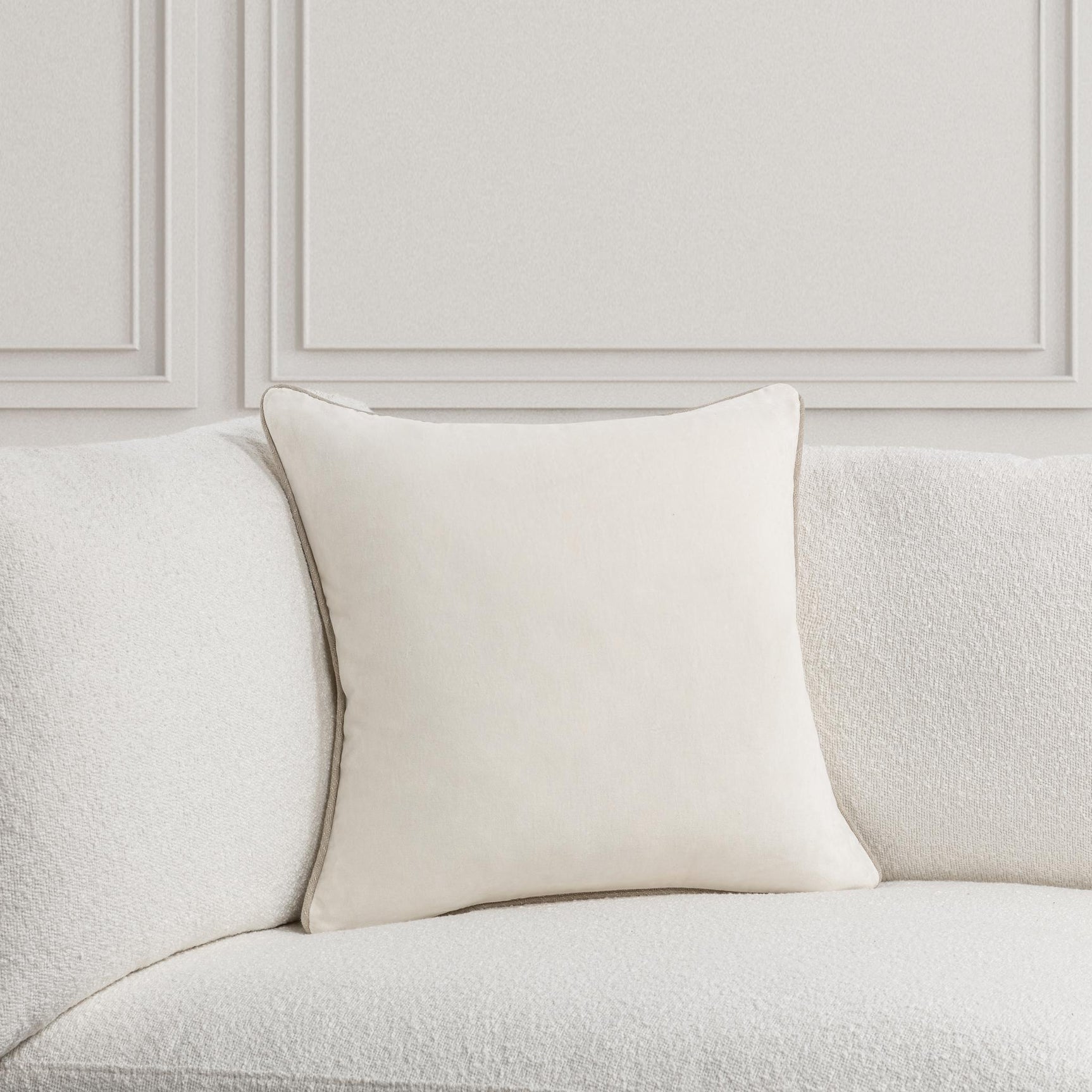 SLD Heirloom Ivory Velvet Multiple Sizes Throw Pillow (Set of 2) - Ornate Home