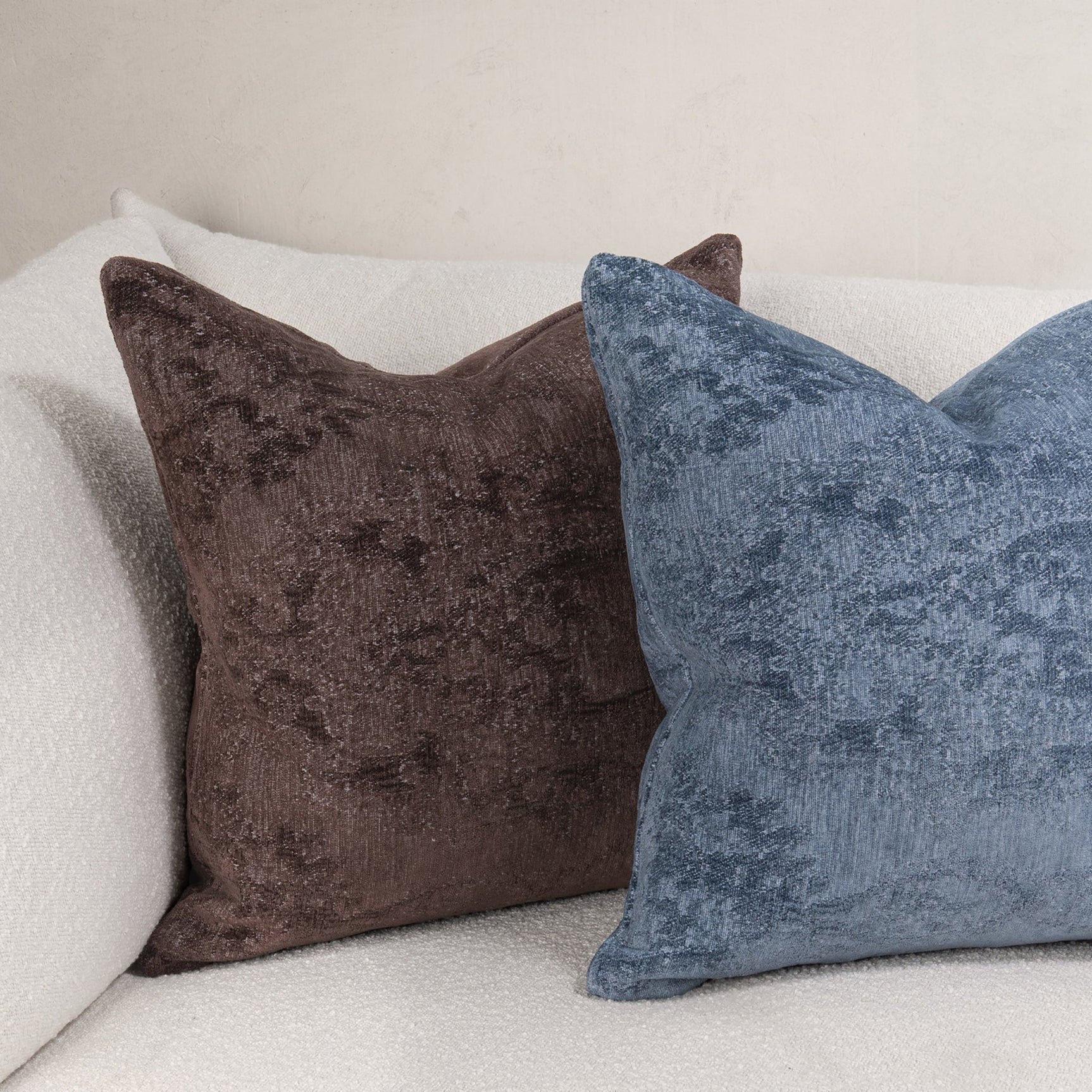 SLD Oliver Sierra Brown 22x22 Throw Pillow (Set of 2) - Ornate Home