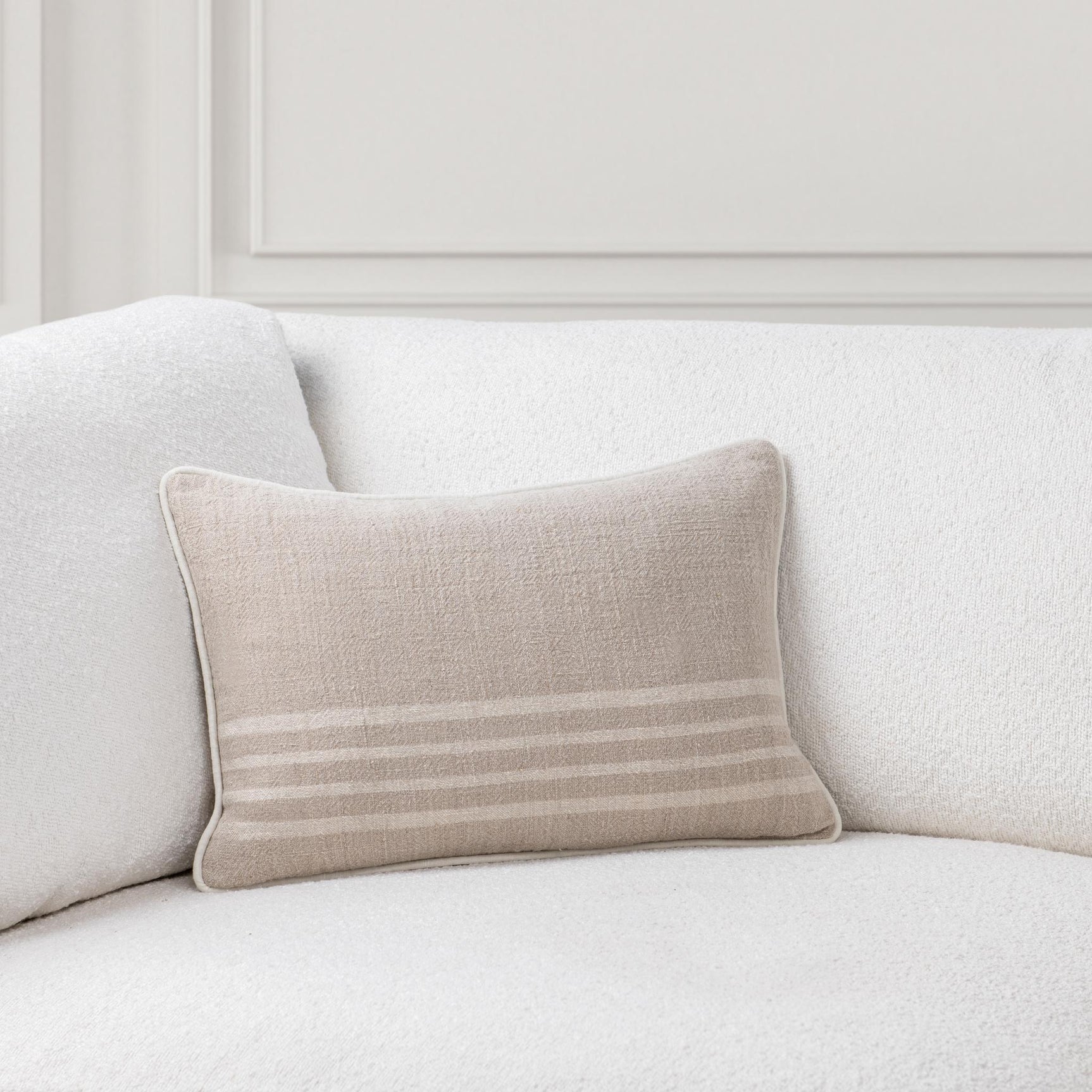 SR Newport Ivory Throw Pillow (Set of 2) - Ornate Home