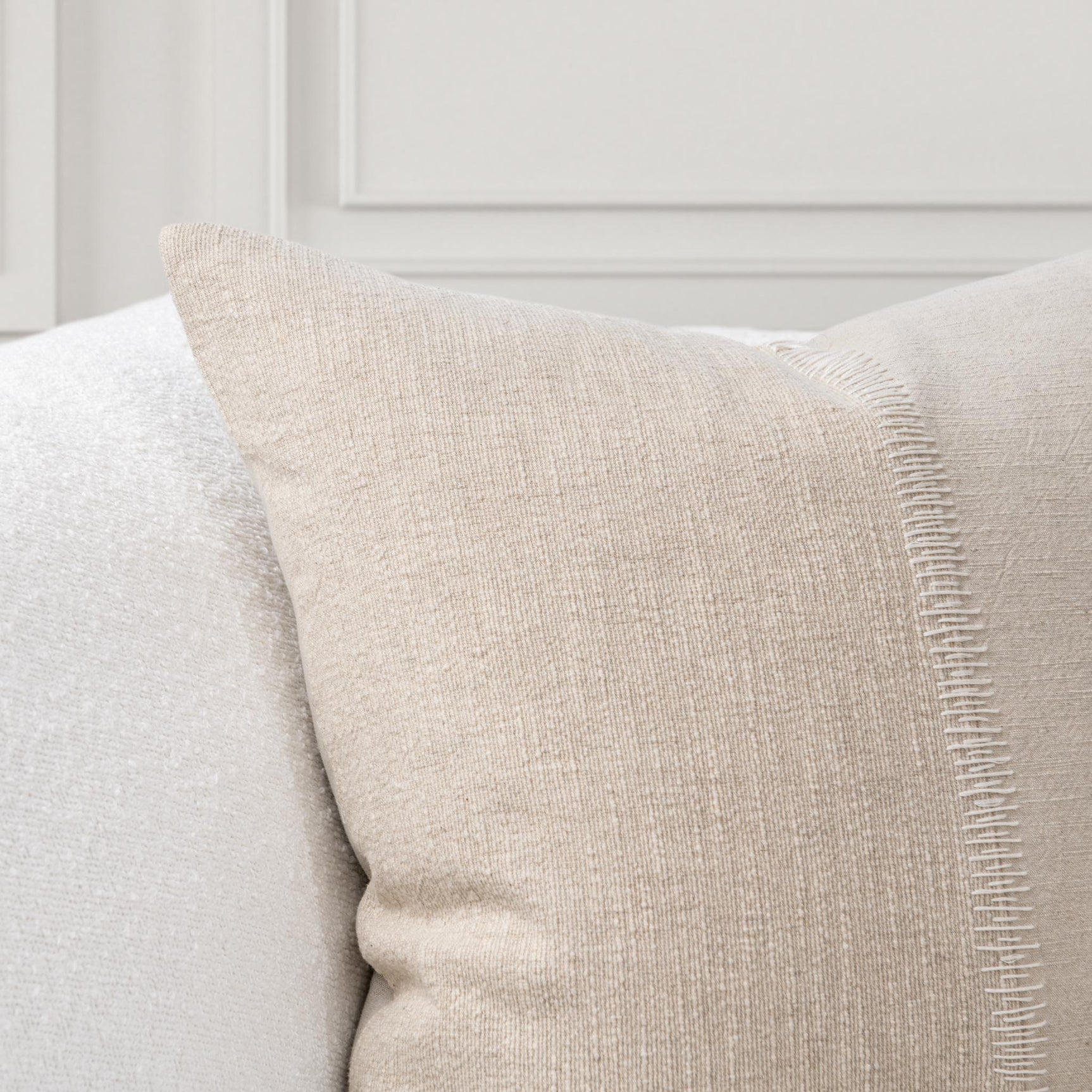SR Nisha Natural/Ivory 22x22 Throw Pillow (Set of 2) - Ornate Home