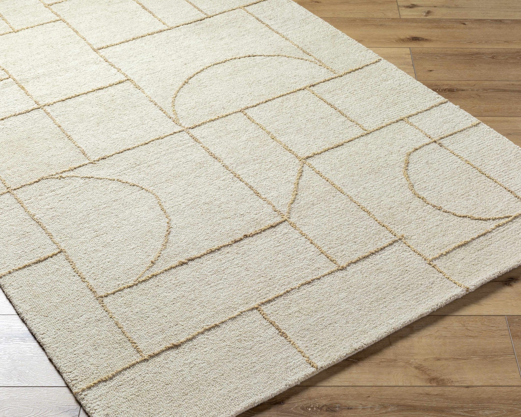 Sanaz Ivory Area Rug - Ornate Home