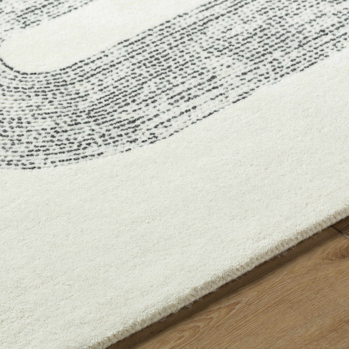 Saura Wool Area Rug - Clearance - Ornate Home