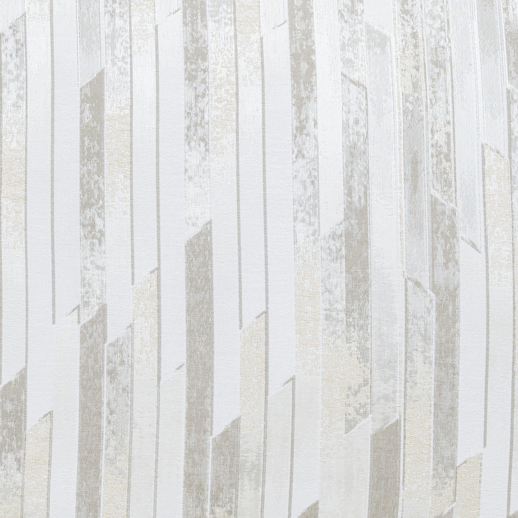 Scotts Square Light Champagne/Cornsilk Loveseat