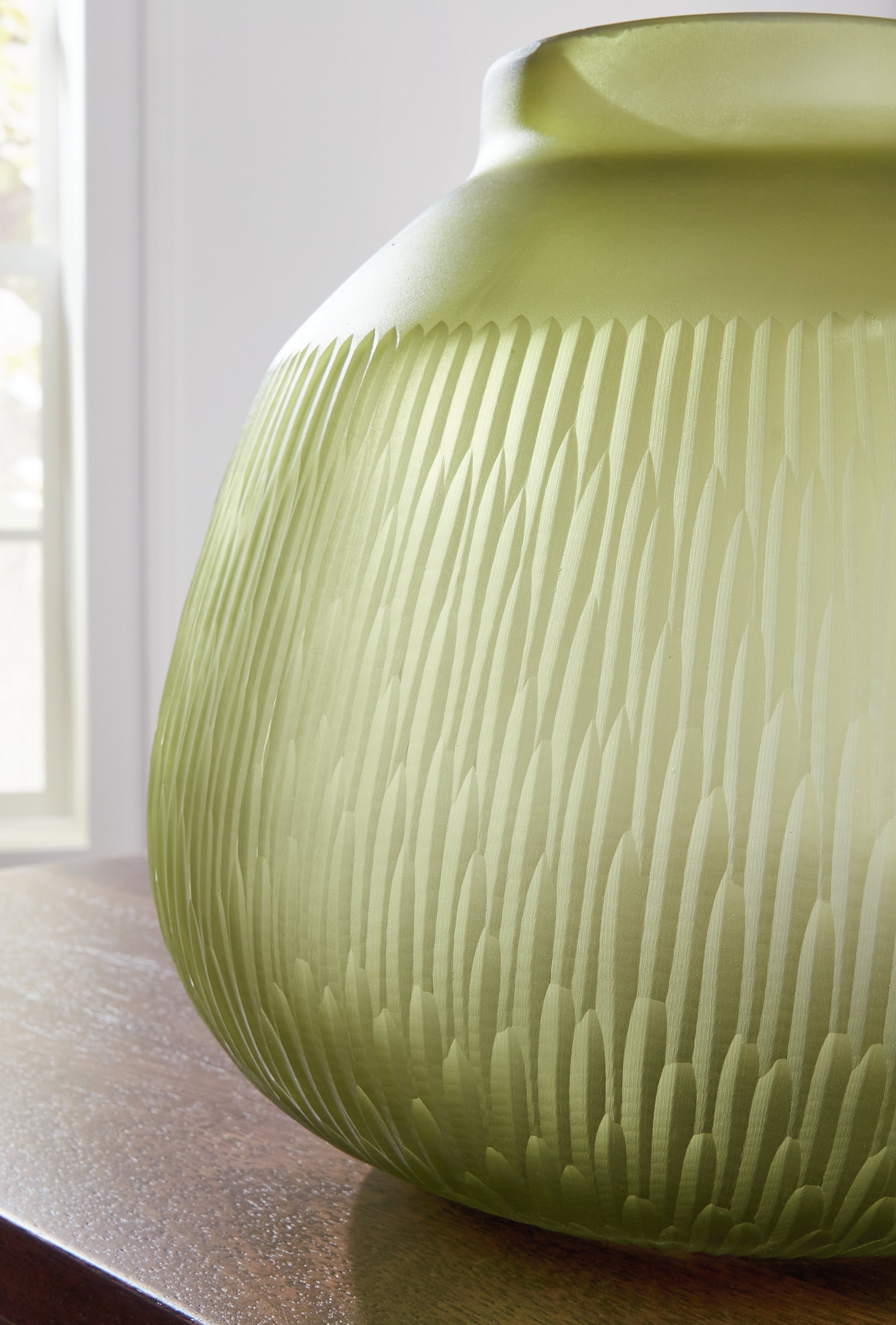 Signature Design By Ashley Scottyard Vase - Thumbnail 3