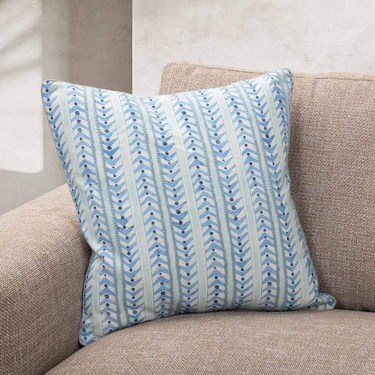 Seaglass Stripe Navy Blue 20"x20" Throw Pillow (Set of 2)
