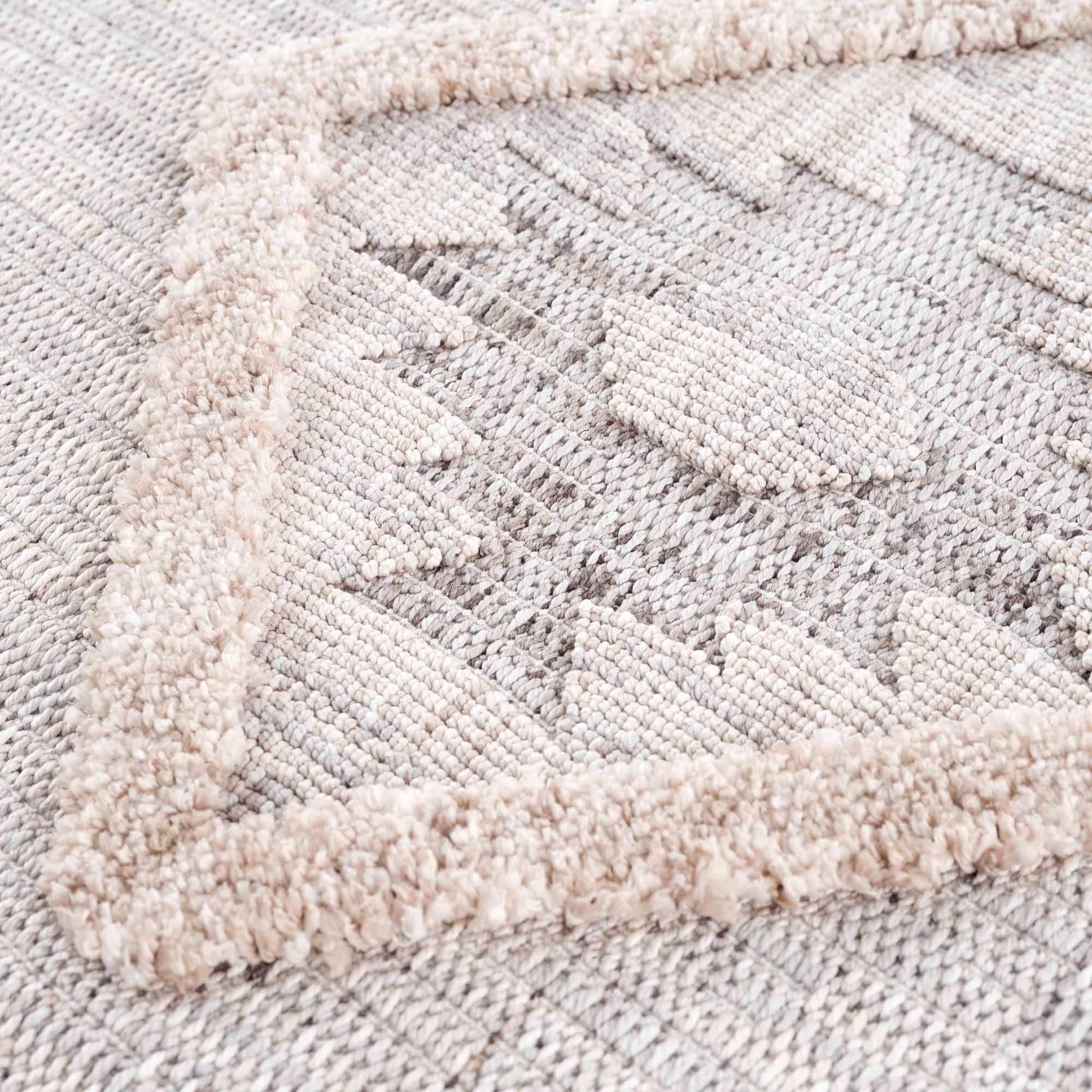 Serkomen High-Low Area Rug - Clearance - Ornate Home