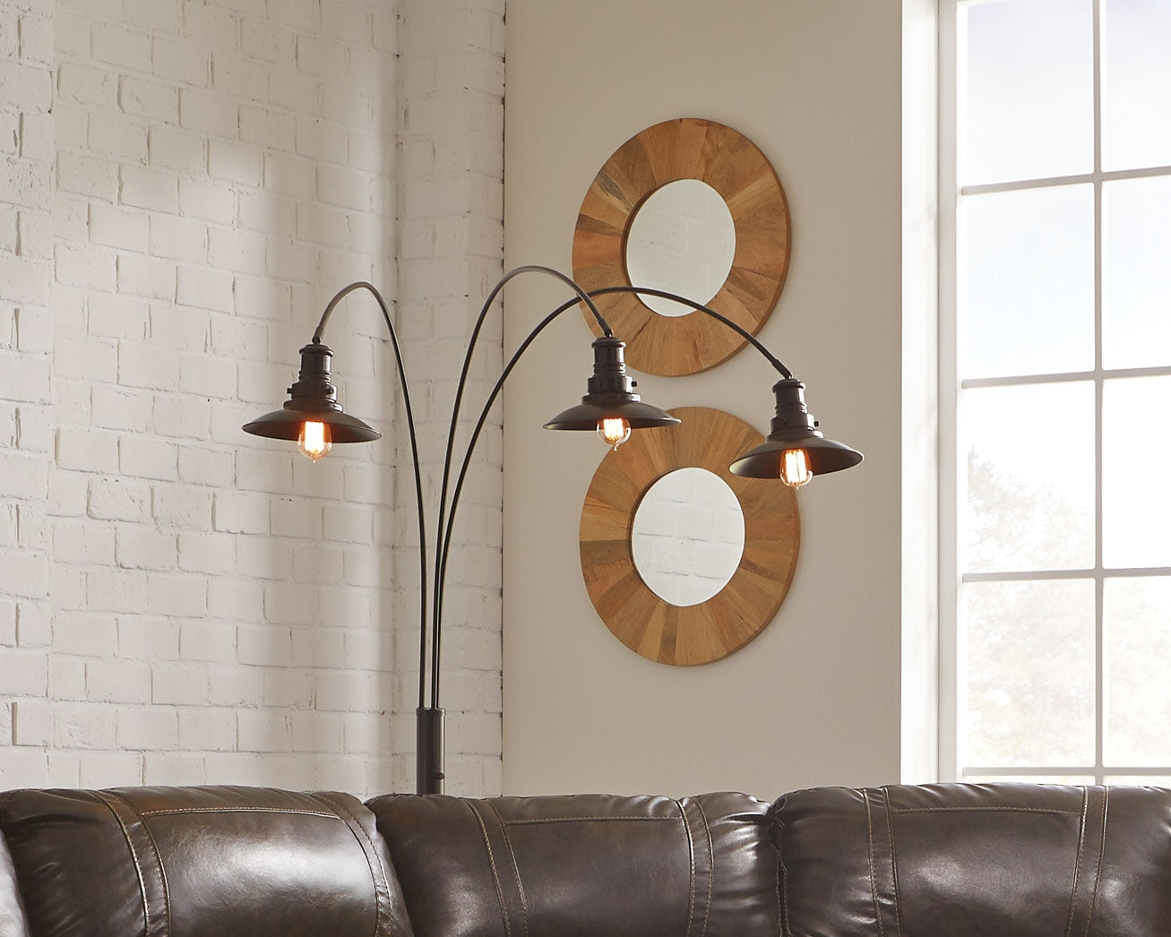 Sheriel Floor Lamp (Online Special Price) - Ornate Home