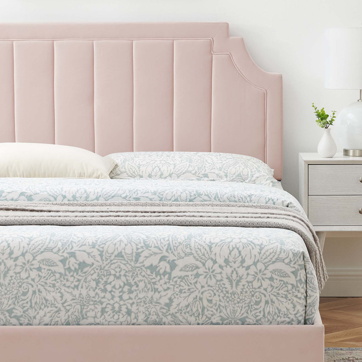 Sienna Pink Performance Velvet Twin Platform Bed - 81.5x41.5" - Ornate Home
