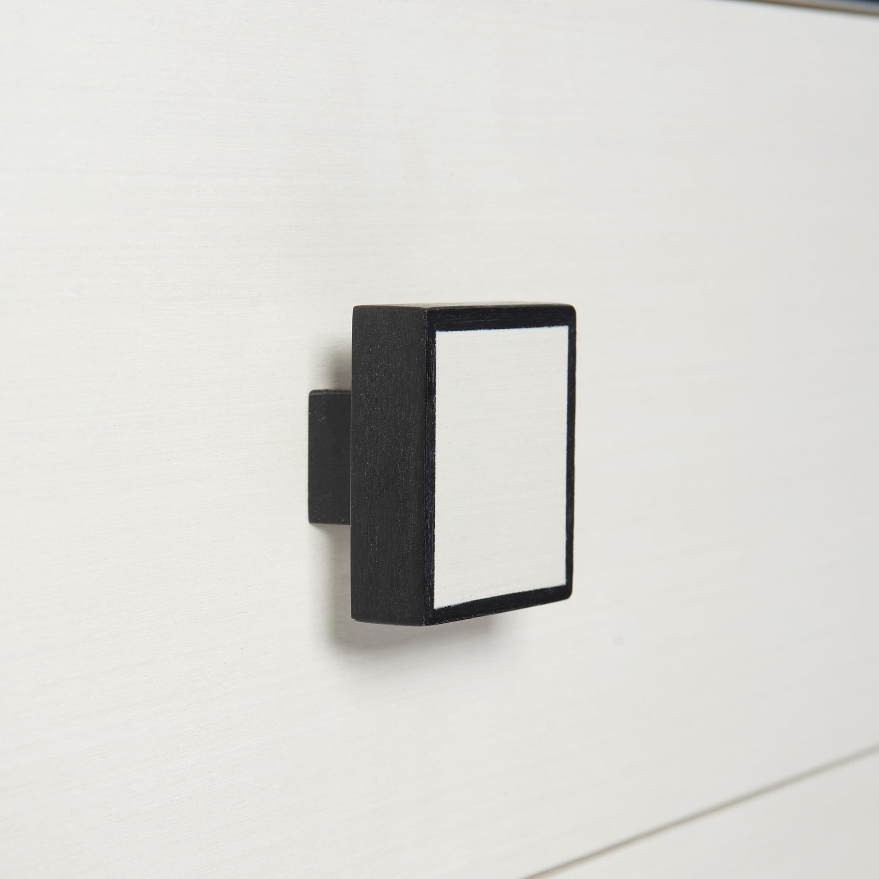 Silhouette Eggshell/Onyx Dresser - Ornate Home