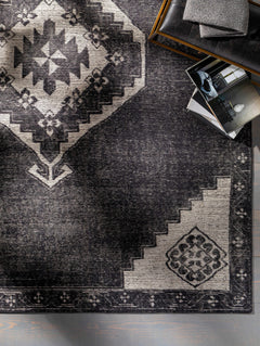Siraway Handmade Wool Area Rug - Clearance - Ornate Home
