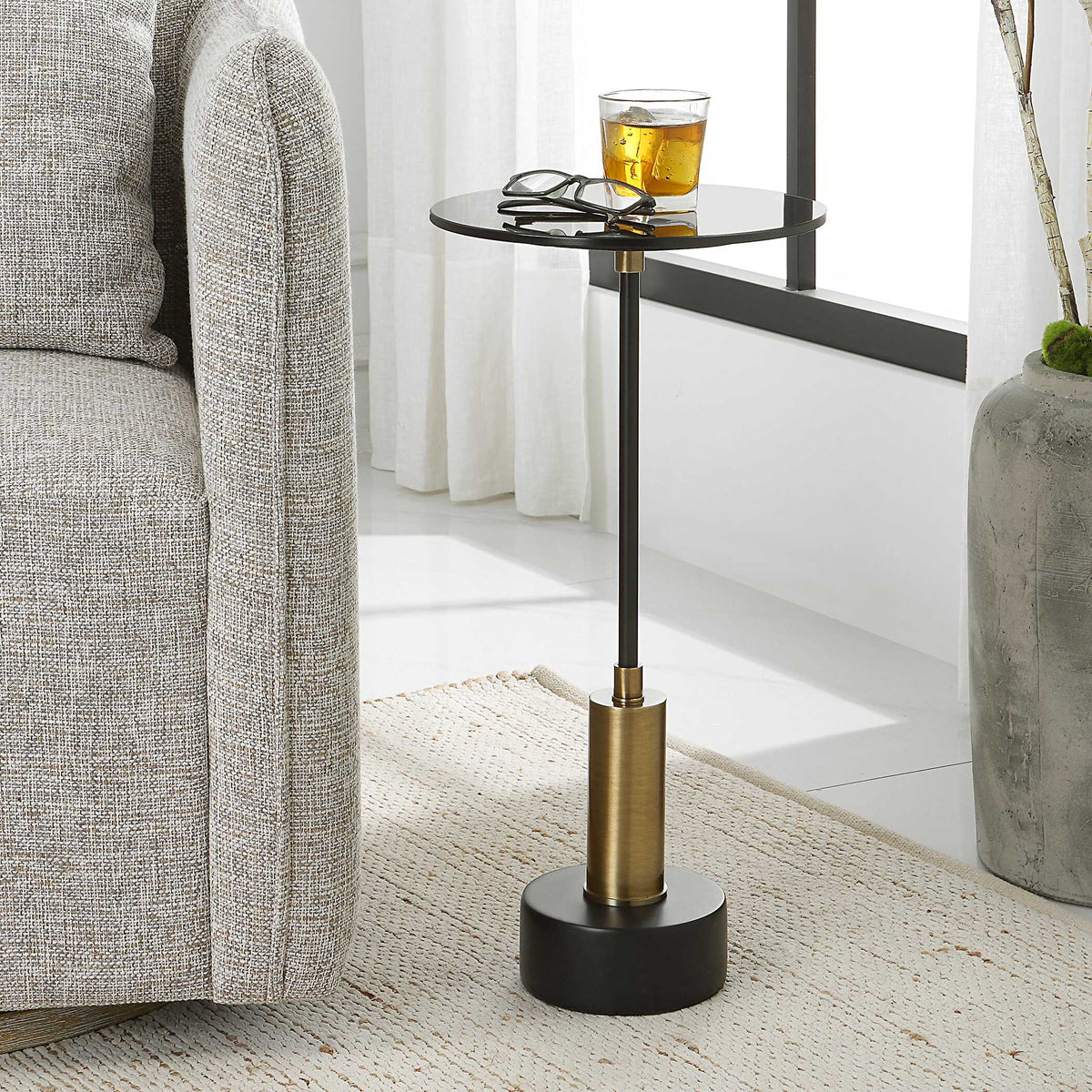 Spector Black/Brass Modern Accent Table - Ornate Home