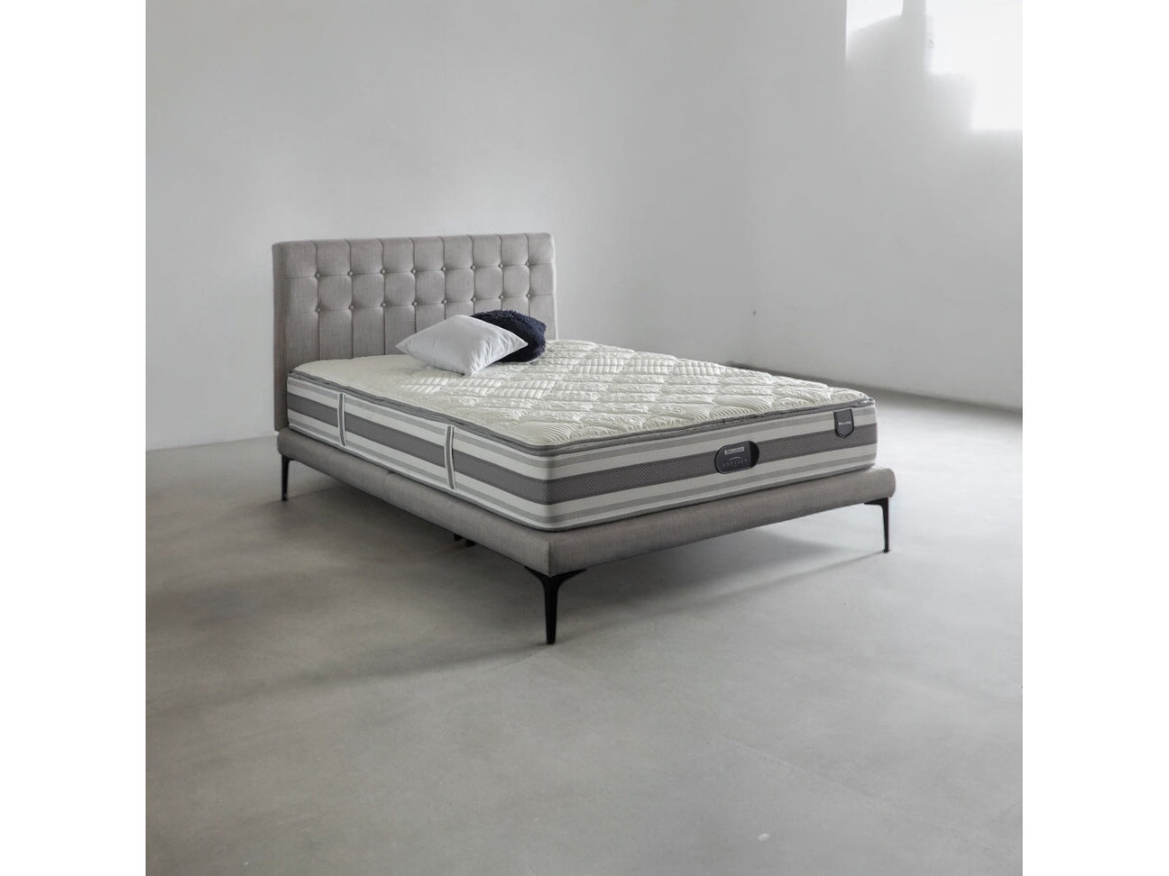 Stratton Bed In A Box - Ornate Home