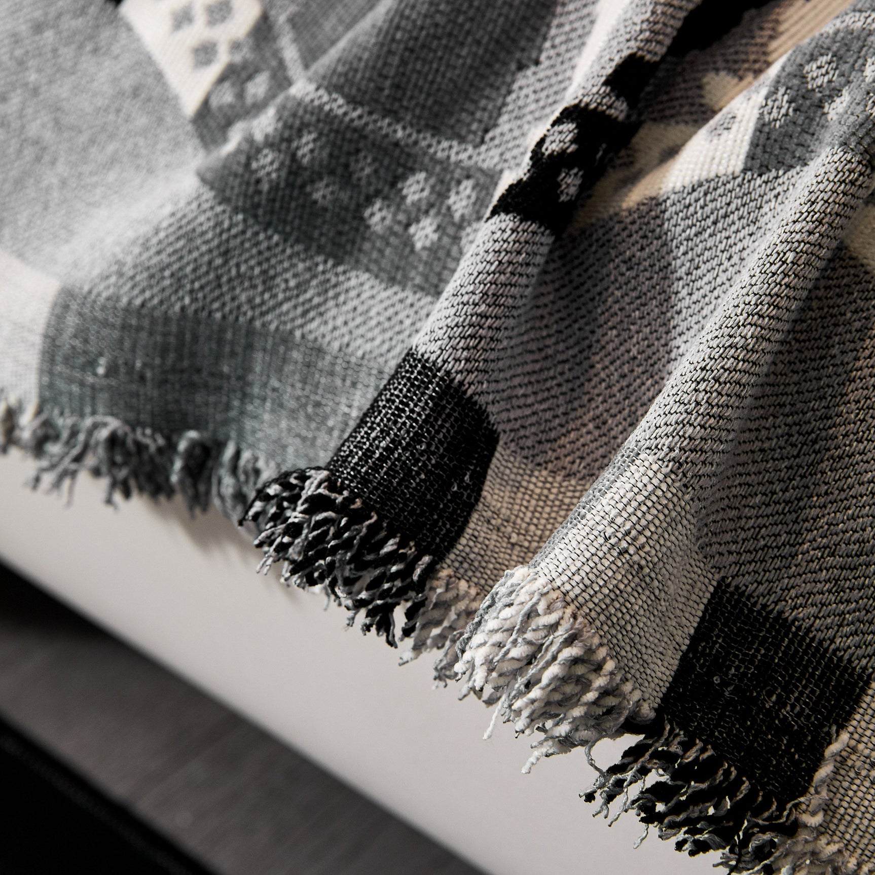 Striped Chenille Sofa Throw Covers, Boho Style Cozy Couch Protector Blanket - Ornate Home
