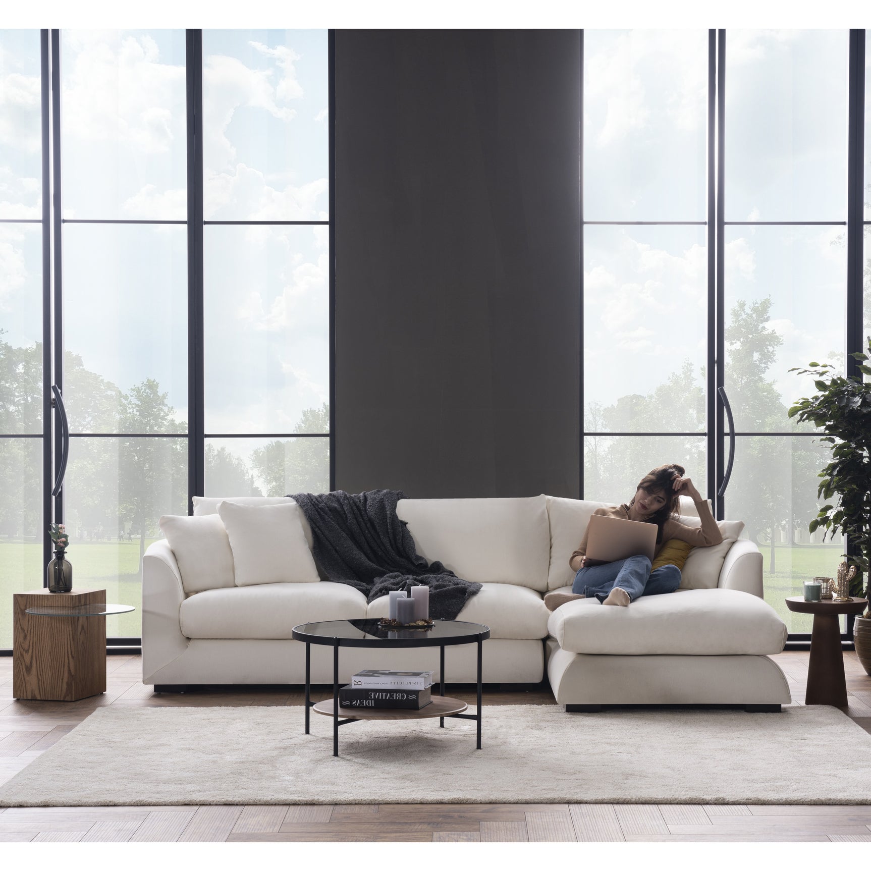 Sydney White 2pc RAF Chaise Sectional (110") - Ornate Home