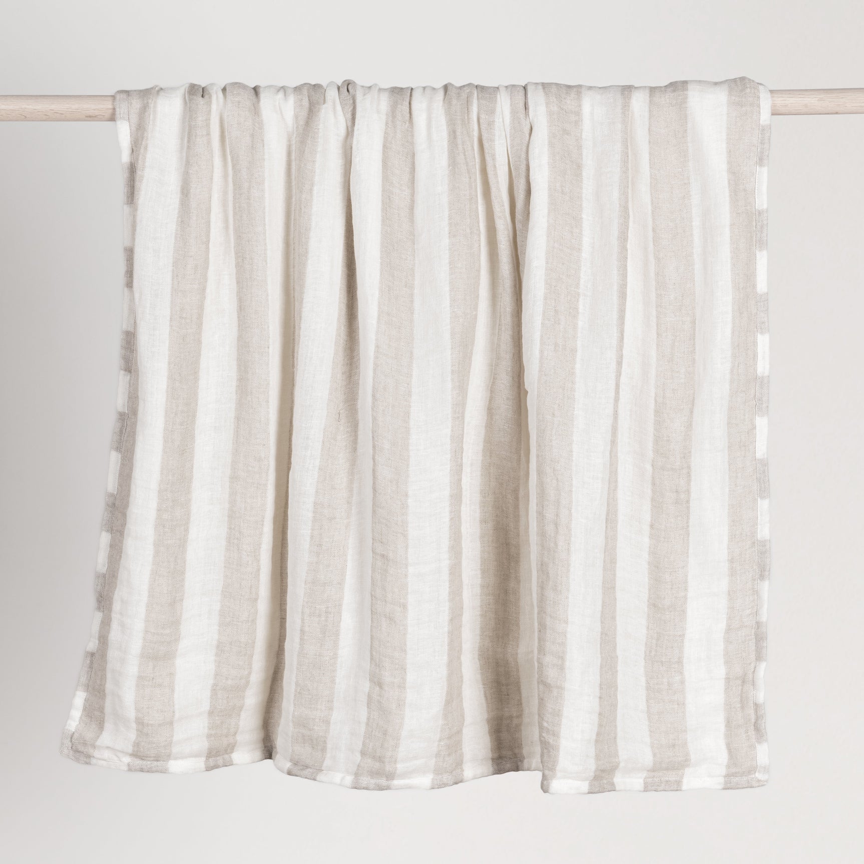 TC Atwater Ivory/Natural 50x70 Throw - Ornate Home