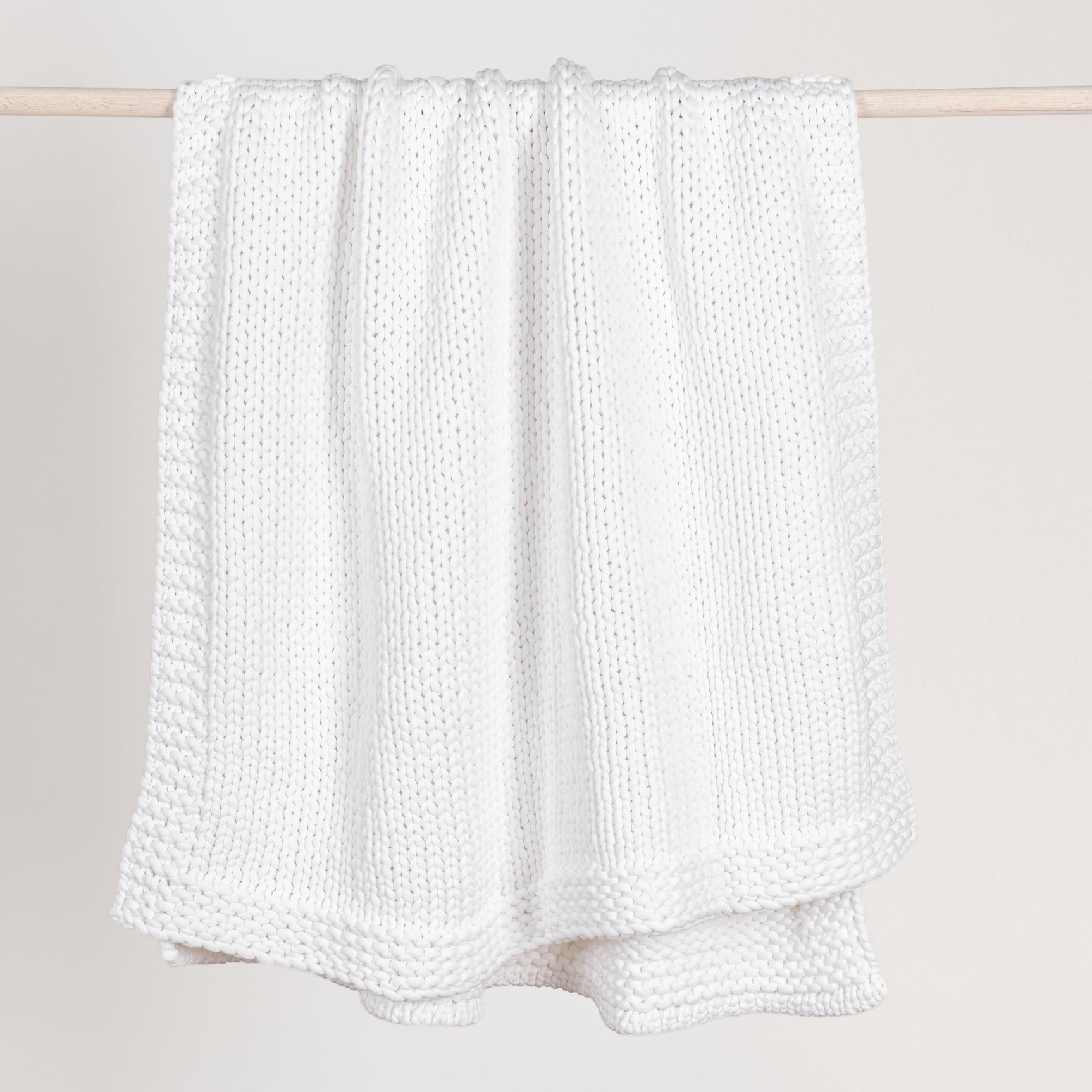 TC Dyne White Throw 50x70 - Ornate Home