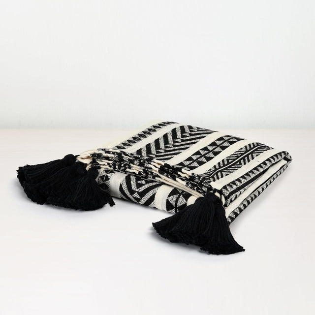 TC Endora Black/Ivory Throw - Ornate Home