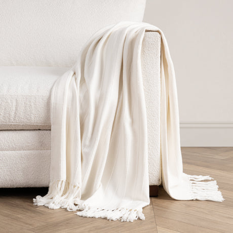 TC Hunter White 50x70 Throw - Ornate Home