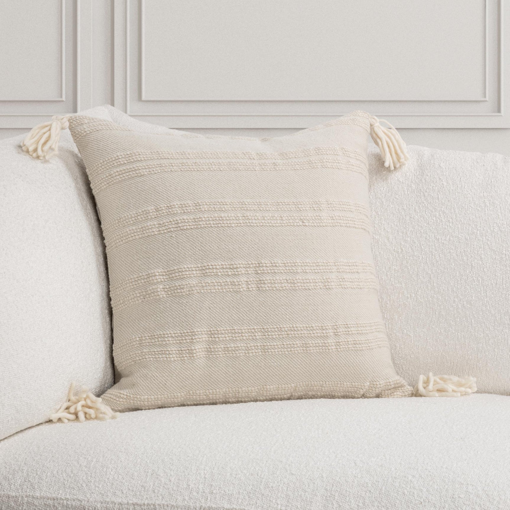 TQ York Natural/Ivory Multiple Sizes Throw Pillow (Set of 2) - Ornate Home