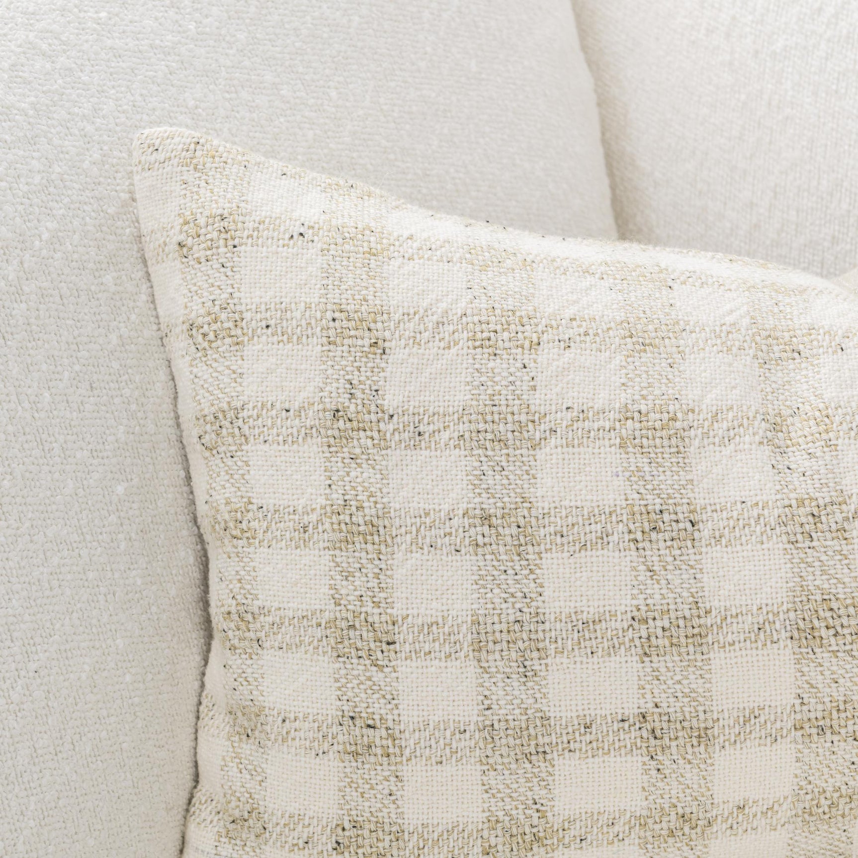 TW Sari Natural/Ivory 14x26 Throw Pillow (Set of 2) - Ornate Home