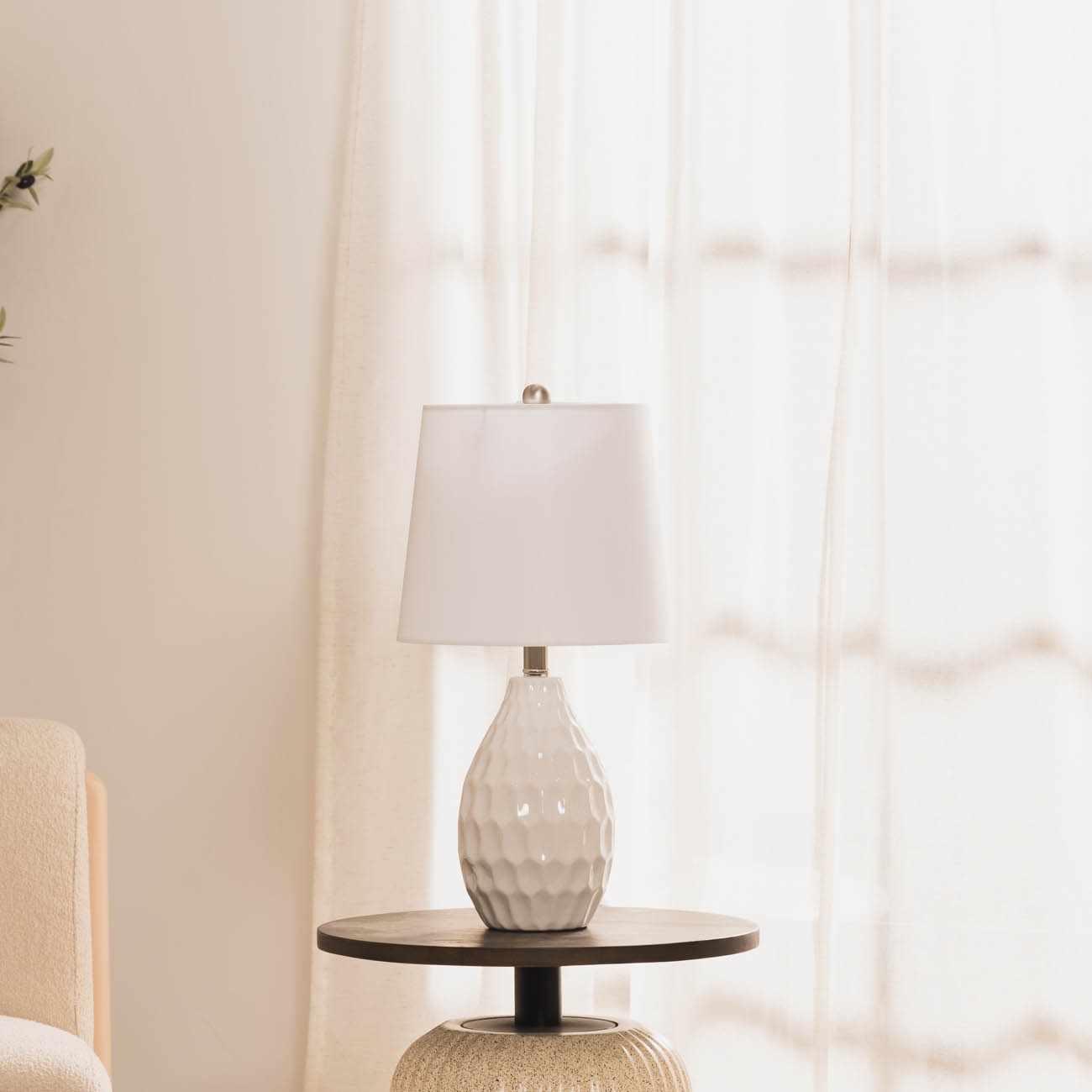 Taguig White Ceramic Table Lamp - Ornate Home
