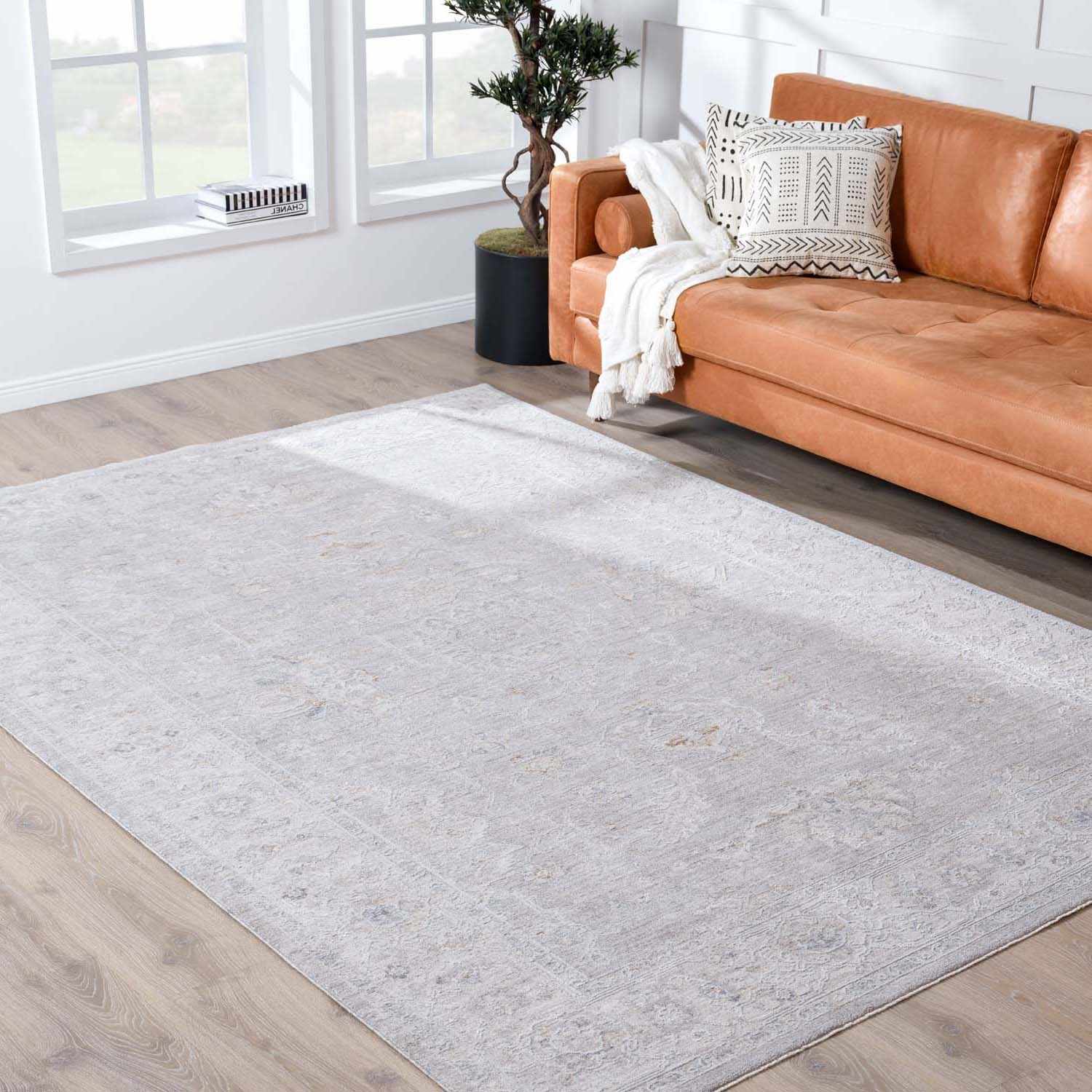 Tahmoor Gray Statement Rug - Clearance - Ornate Home