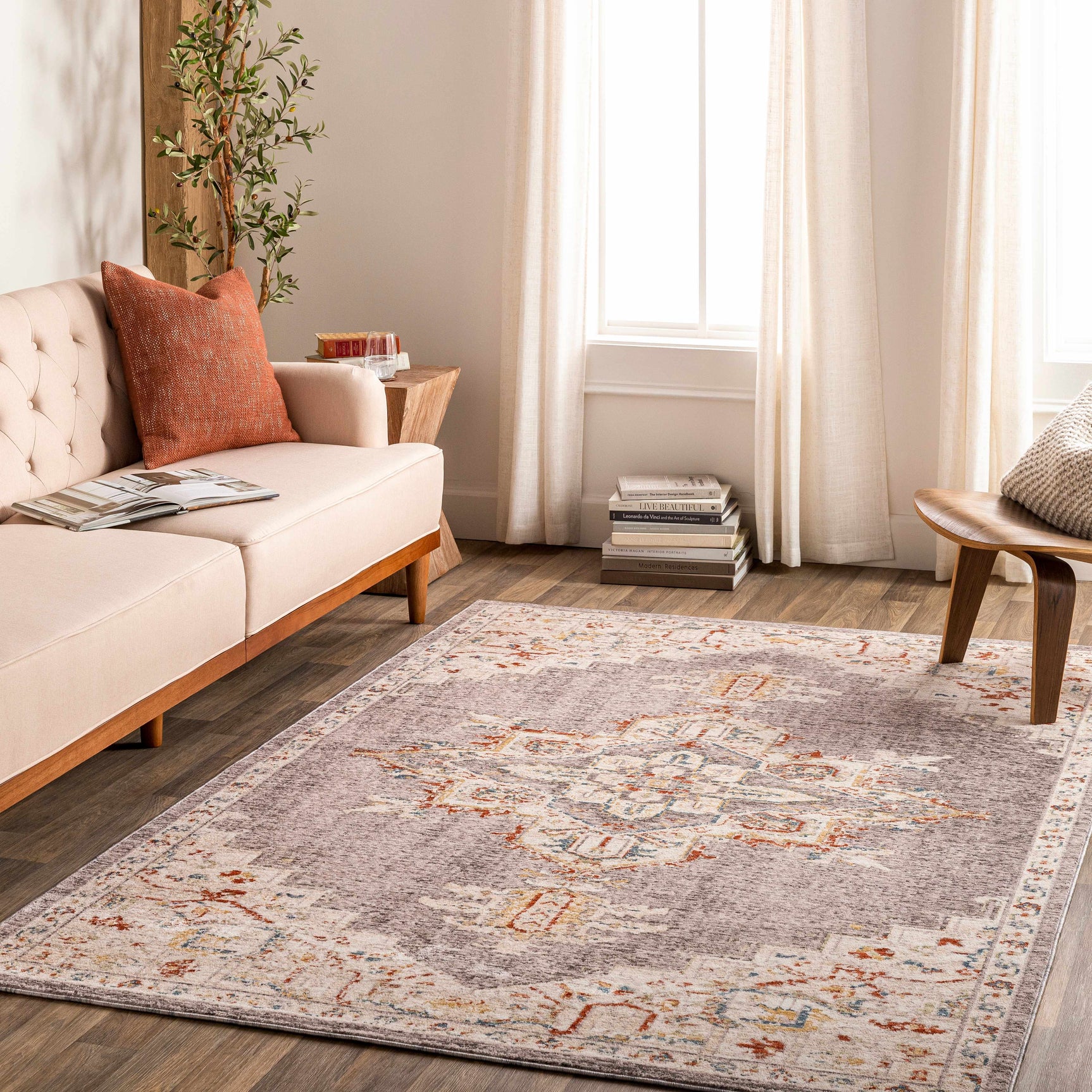 Taia Traditional Style Rug - Clearance - Ornate Home
