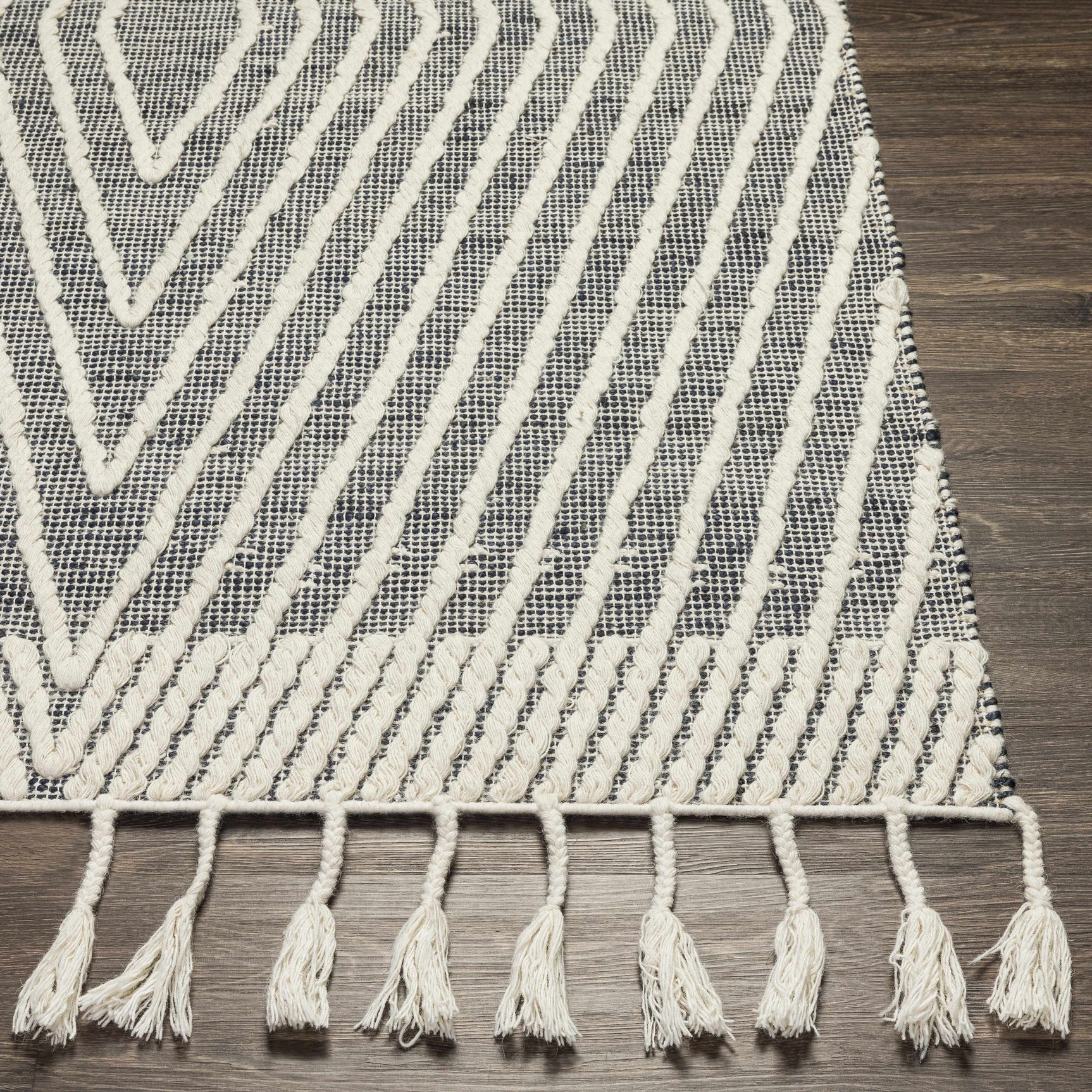 Tamayong Tasseled Jute&Wool Rug - Clearance - Ornate Home