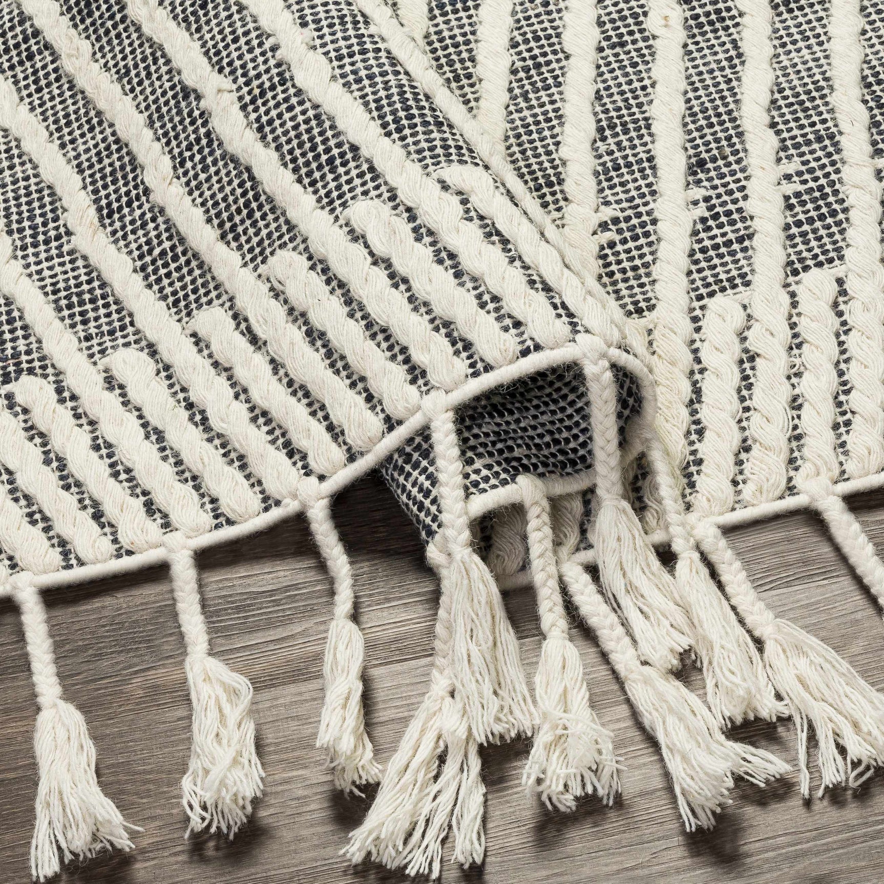 Tamayong Tasseled Jute&Wool Rug - Clearance - Ornate Home