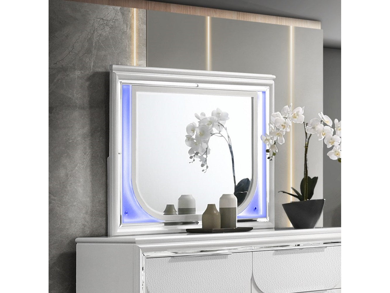 Tarian White Mirror W/Led - Ornate Home