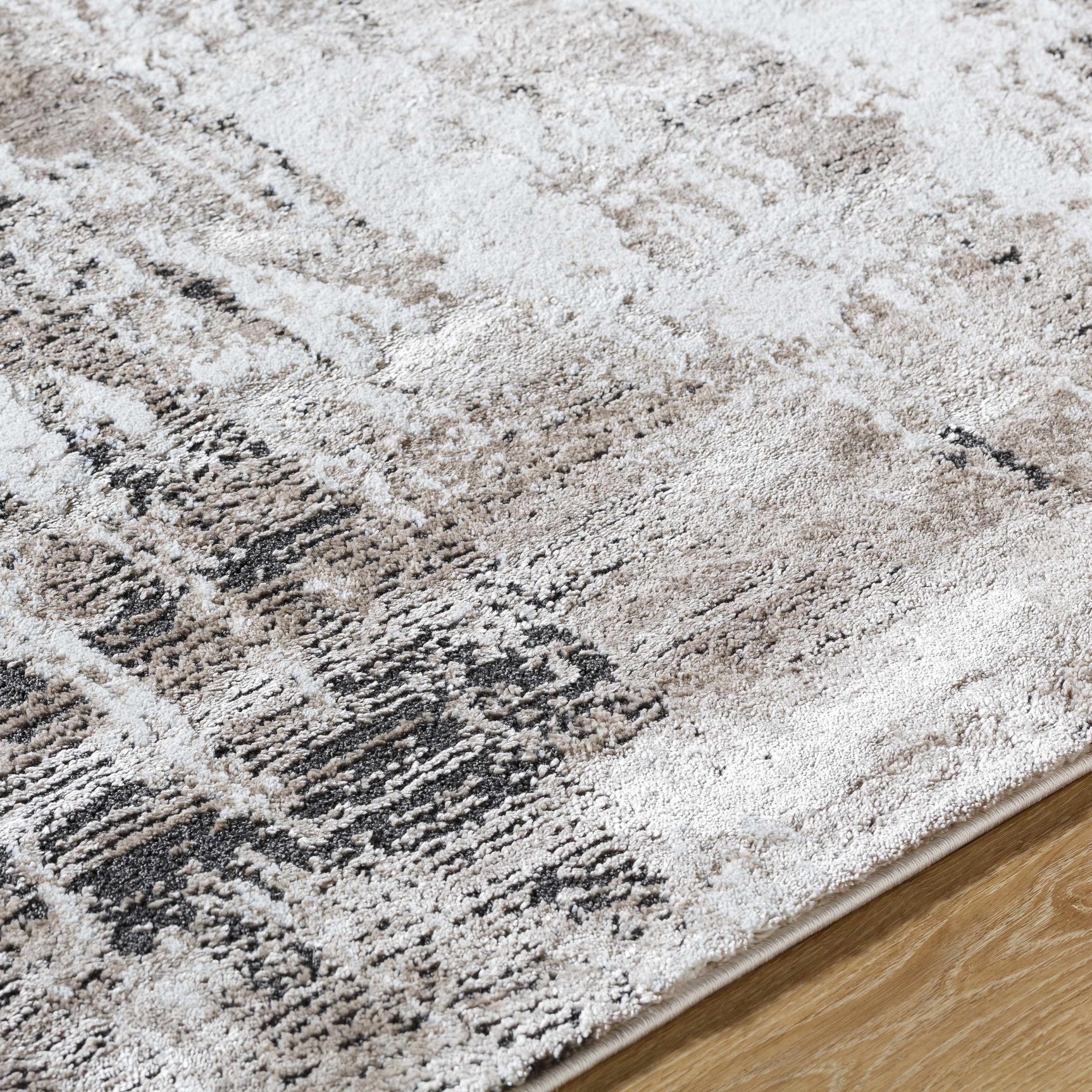 Taszi Luxe Thick Area Rug - Ornate Home