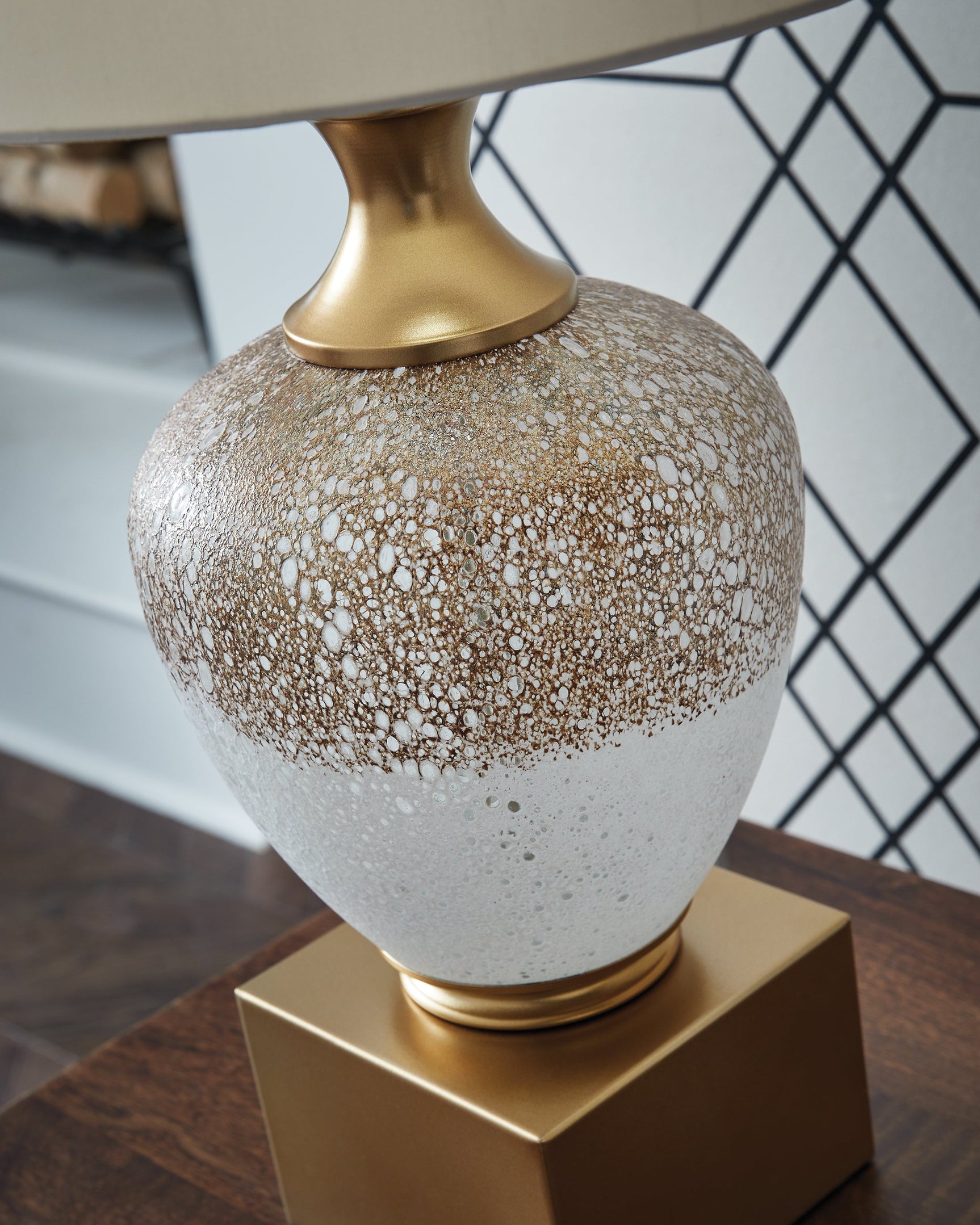 Tavisburg Brown/White/Gold Table Lamp (Online Special Price) - Ornate Home