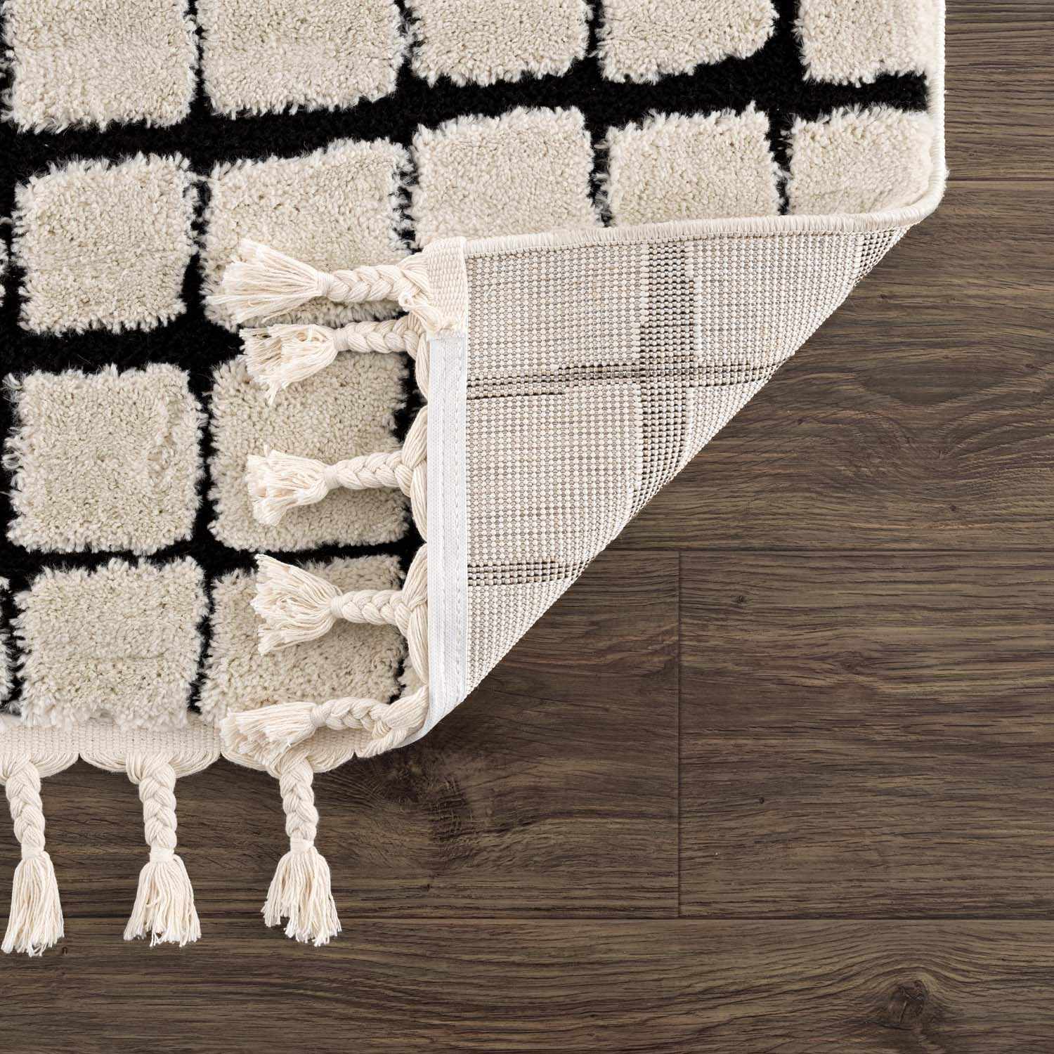 Teshi Checkered Area Rug - Clearance - Ornate Home