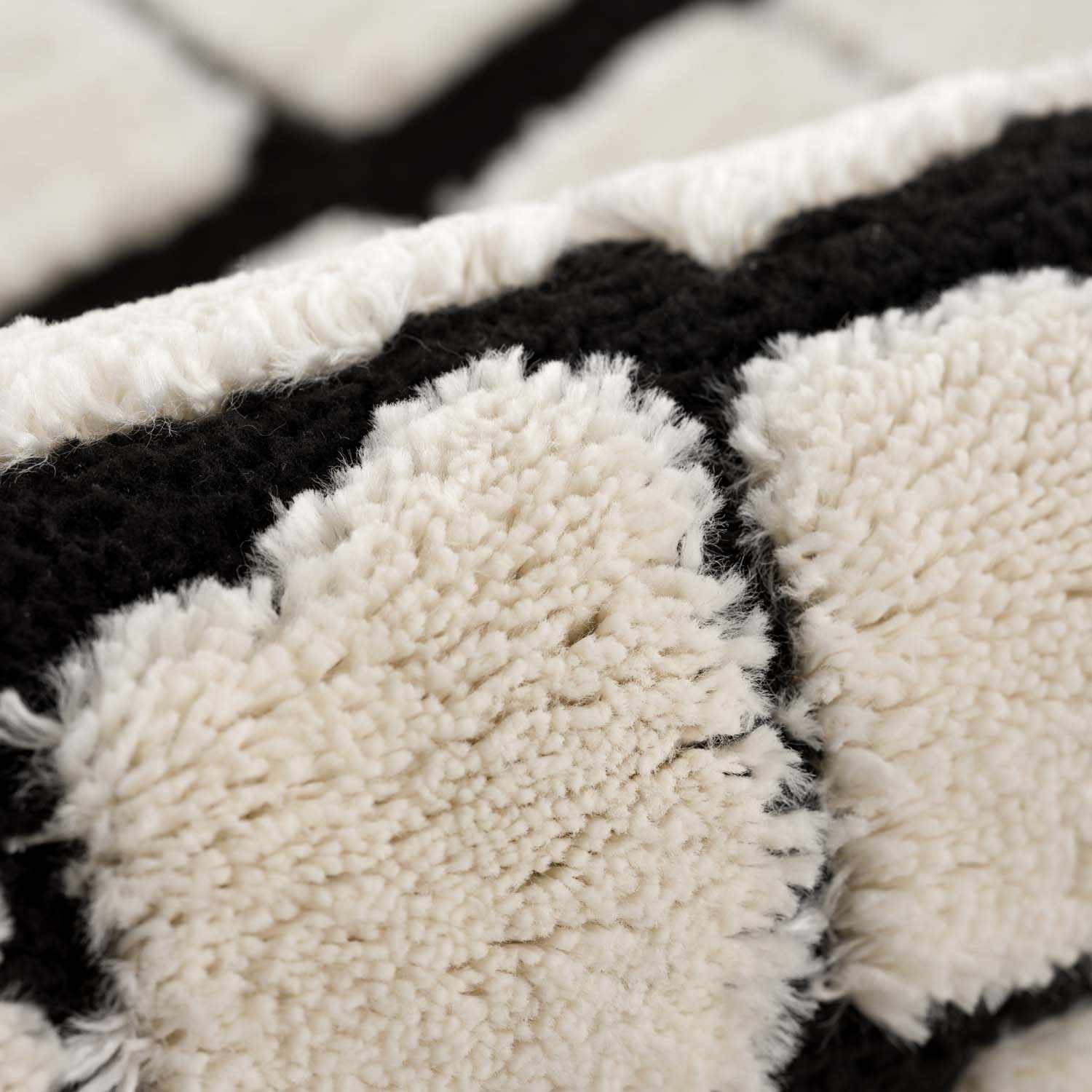 Teshi Checkered Area Rug - Ornate Home