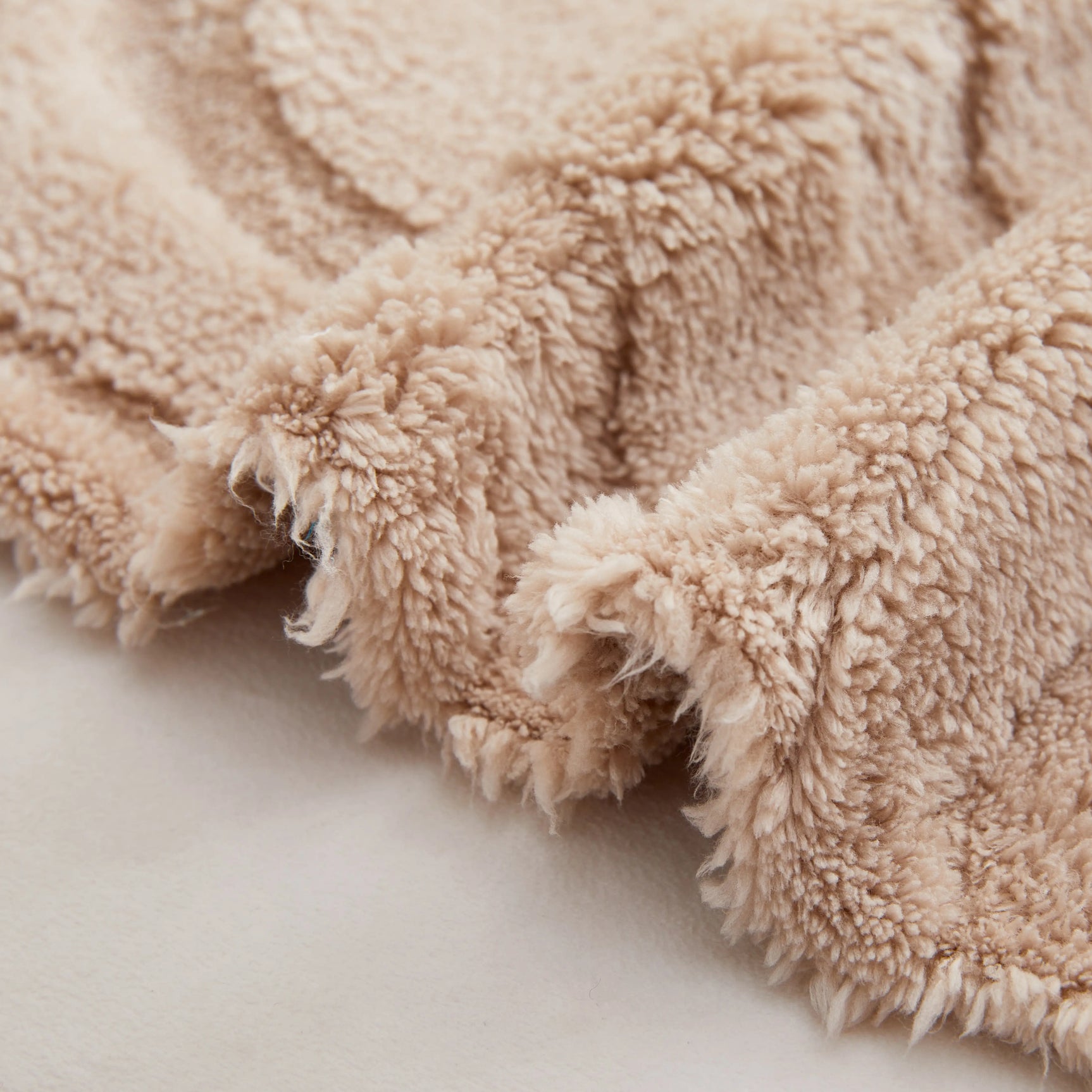 Thick Plush Jacquard Velvet Throw Blanket on Sofa, Sofa Slipcovers and Sectional Sofa Covers - Ornate Home