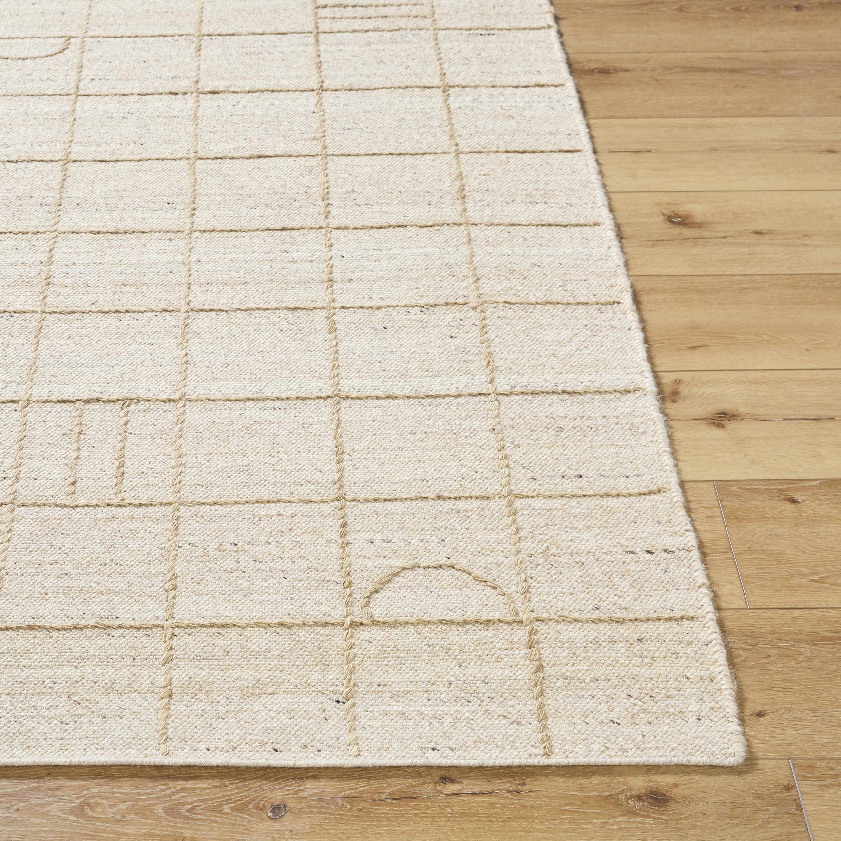 Tieve Area Rug - Ornate Home