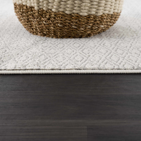 Tigri Aztec Ivory & Gray 2317 Area Rug - Clearance - Ornate Home